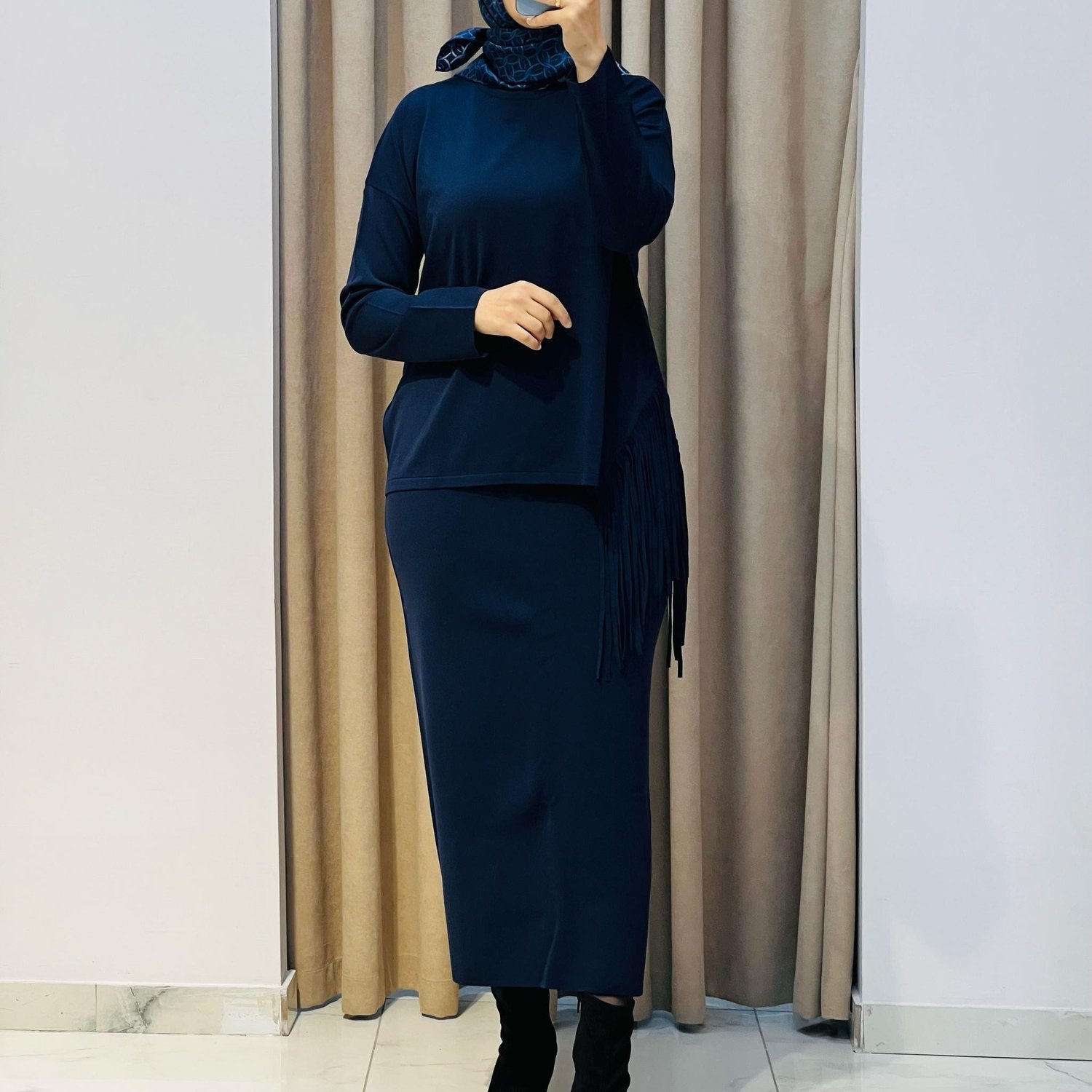 TIĞ TRİKO PÜSKÜL DETAYLI BLUZ ETEK RAYON TAKIM LACİVERT