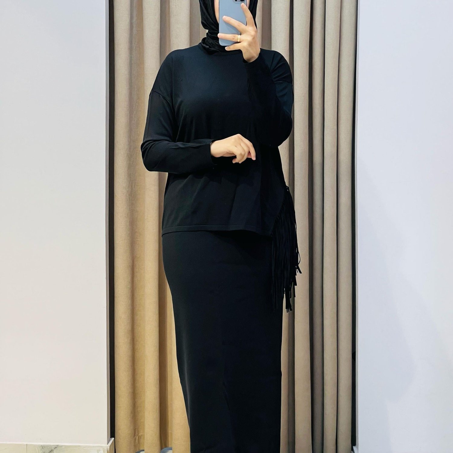 TIĞ TRİKO PÜSKÜL DETAYLI BLUZ ETEK RAYON TAKIM SİYAH