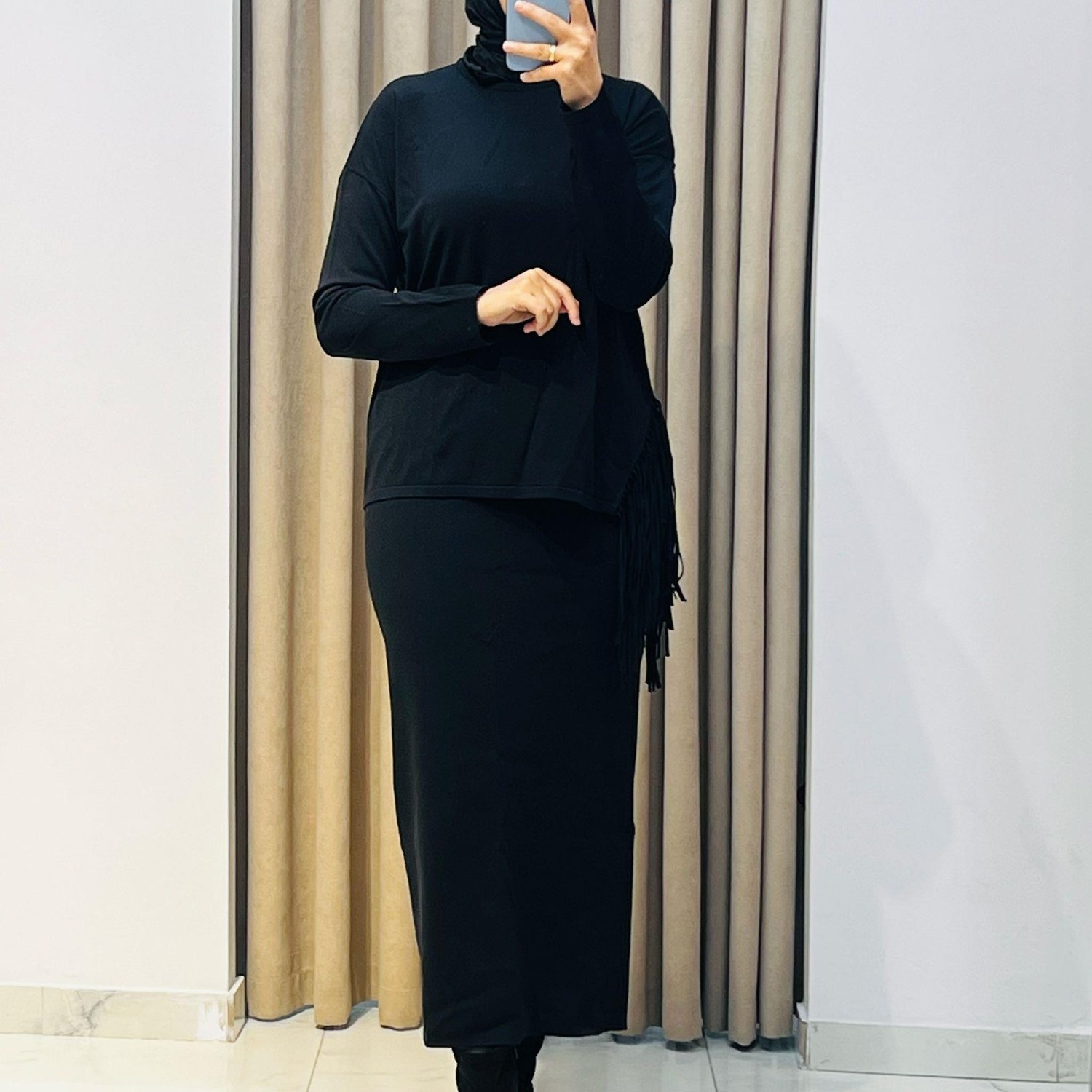 TIĞ TRİKO PÜSKÜL DETAYLI BLUZ ETEK RAYON TAKIM SİYAH