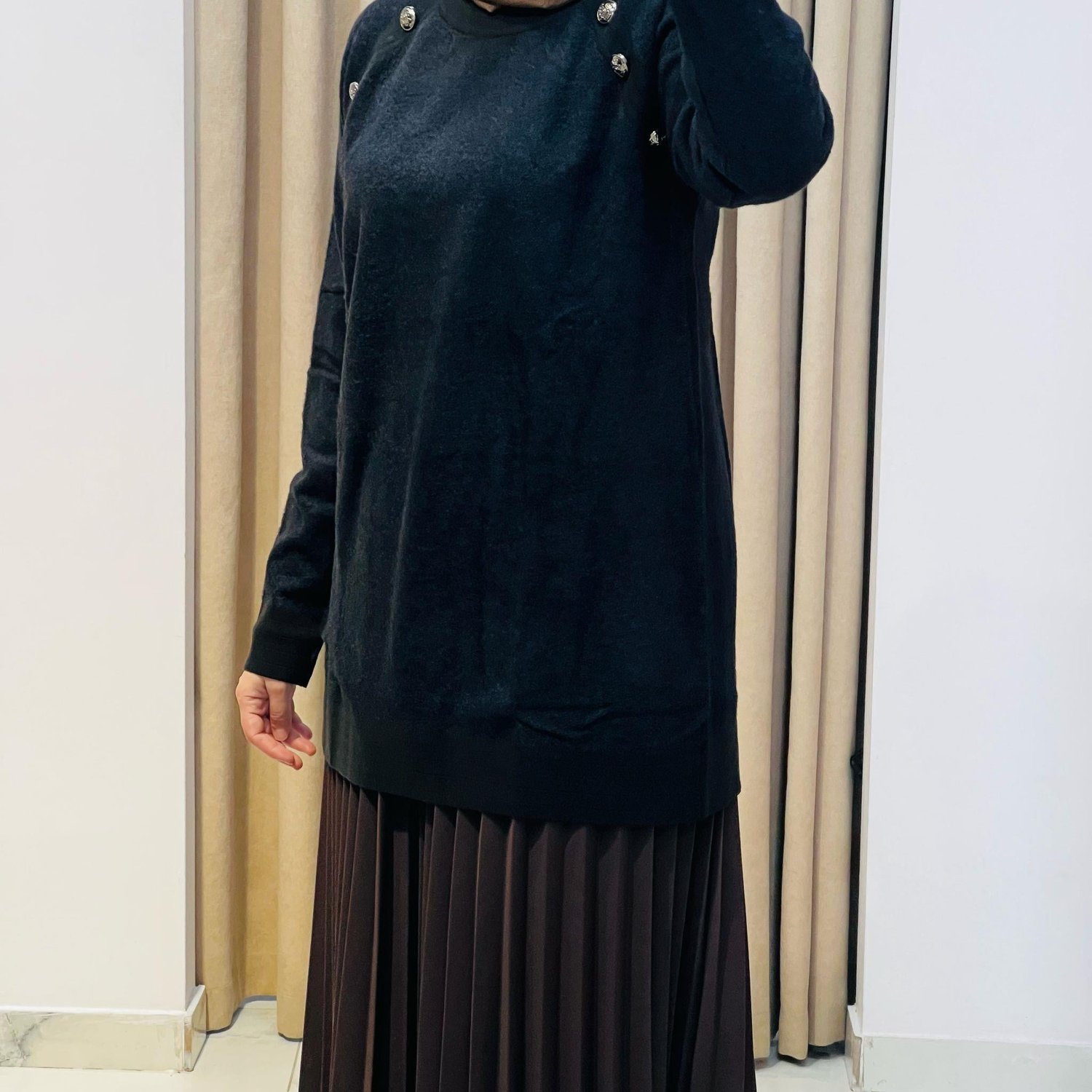 TIĞ TRİKO REGLAN KOLLU DÜĞME DETAYLI MİNK TUNİK SİYAH