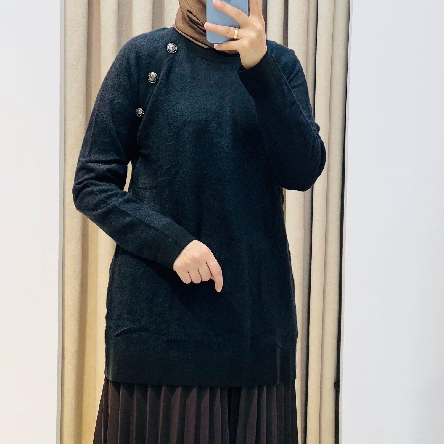 TIĞ TRİKO REGLAN KOLLU DÜĞME DETAYLI MİNK TUNİK SİYAH