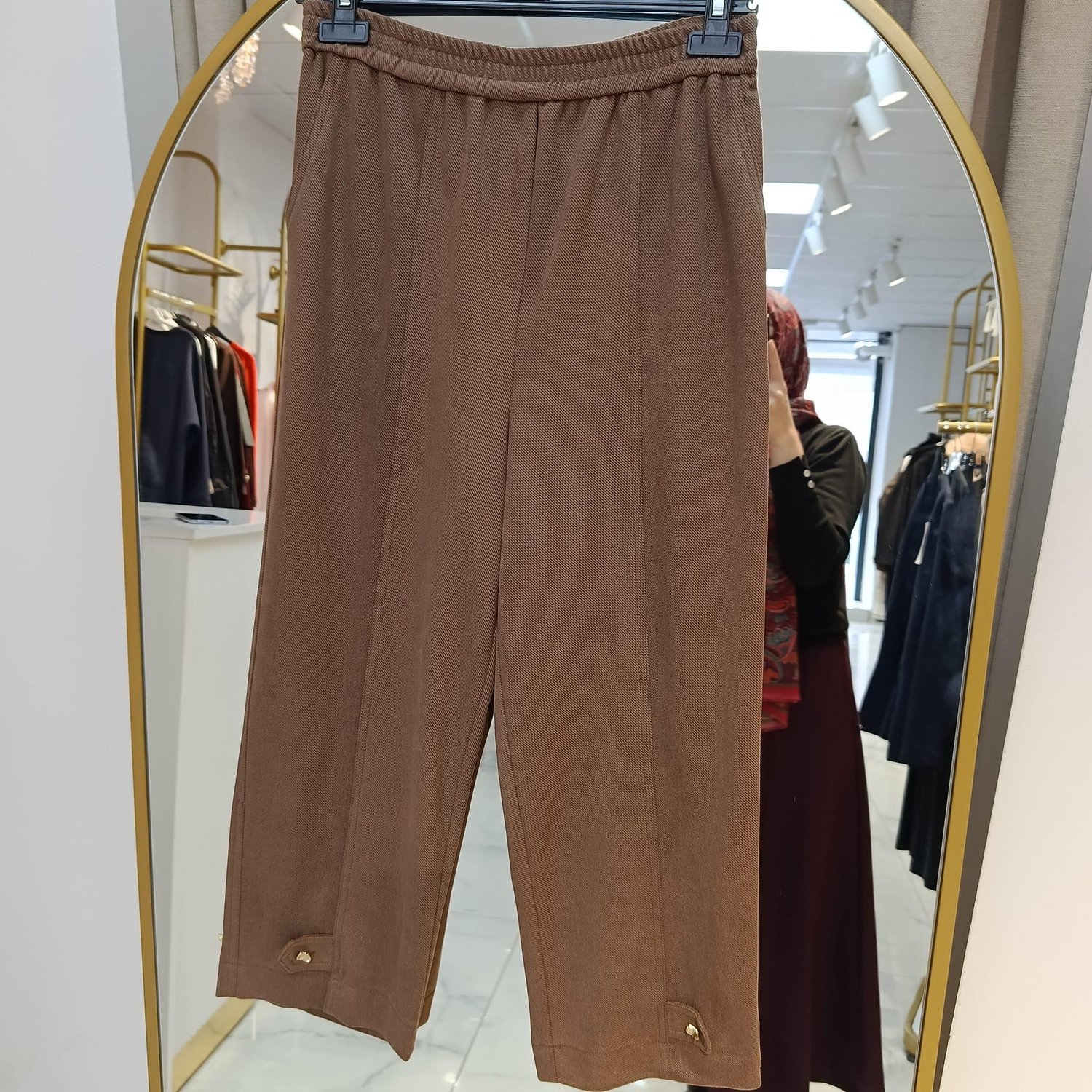 YUSUF ÖZDEMİR BELİ LASTİKLİ KADİFE PANTOLON AÇIK KAHVE