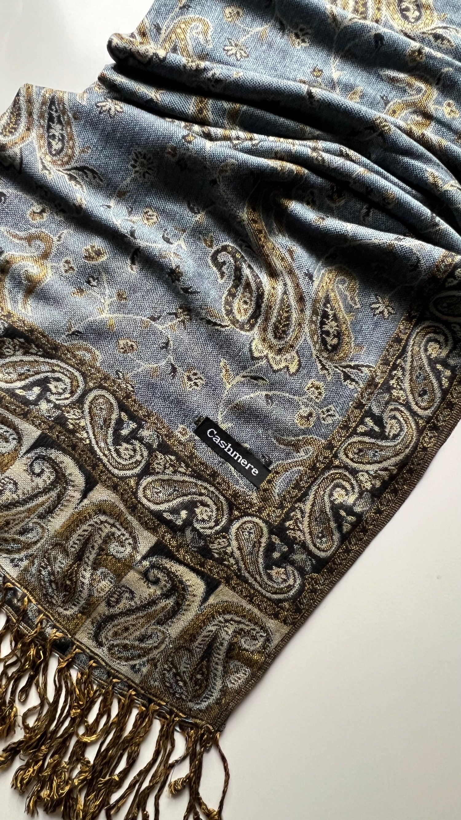 Dumanlı Gri Etnik Desen Kaşmir Şal 180x70