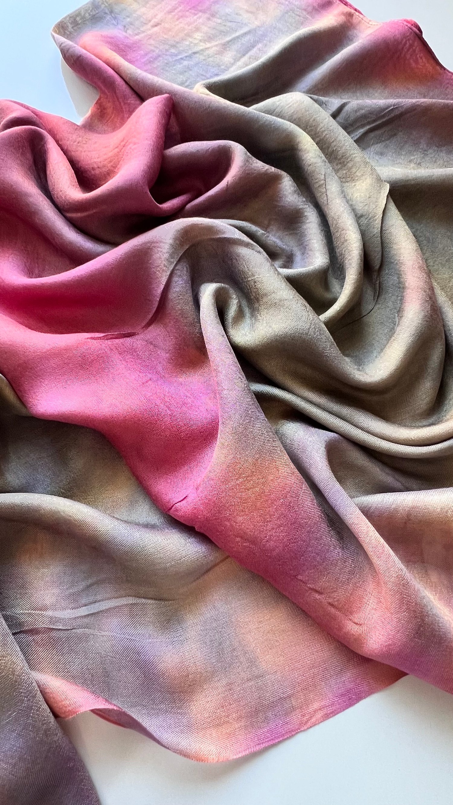 Gül Yeşil Ebruli Kealagayi Eşarp 140x140