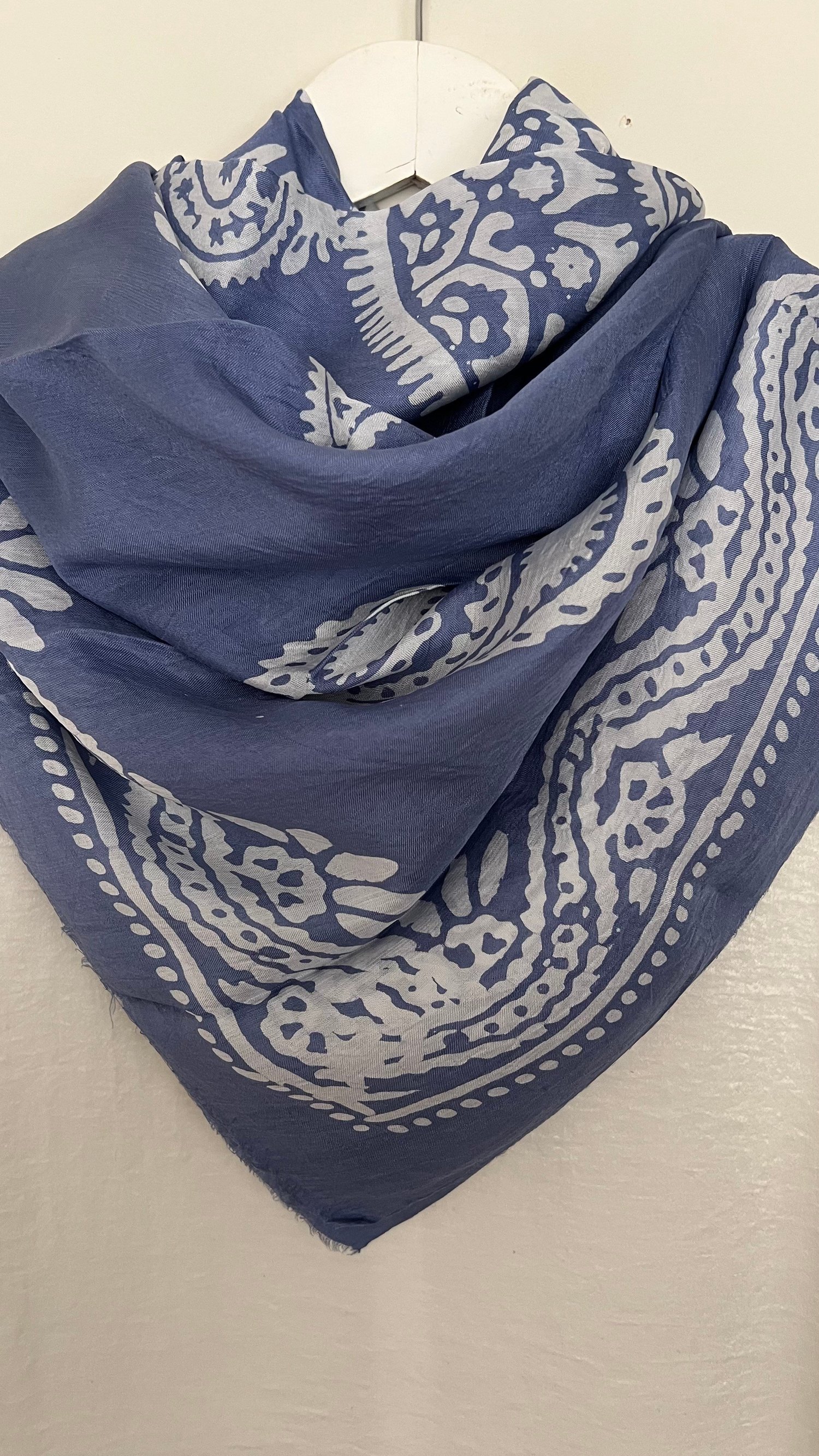 İndigo Mavisi Saf Koza İpek Kelagayi Eşarp 120x120