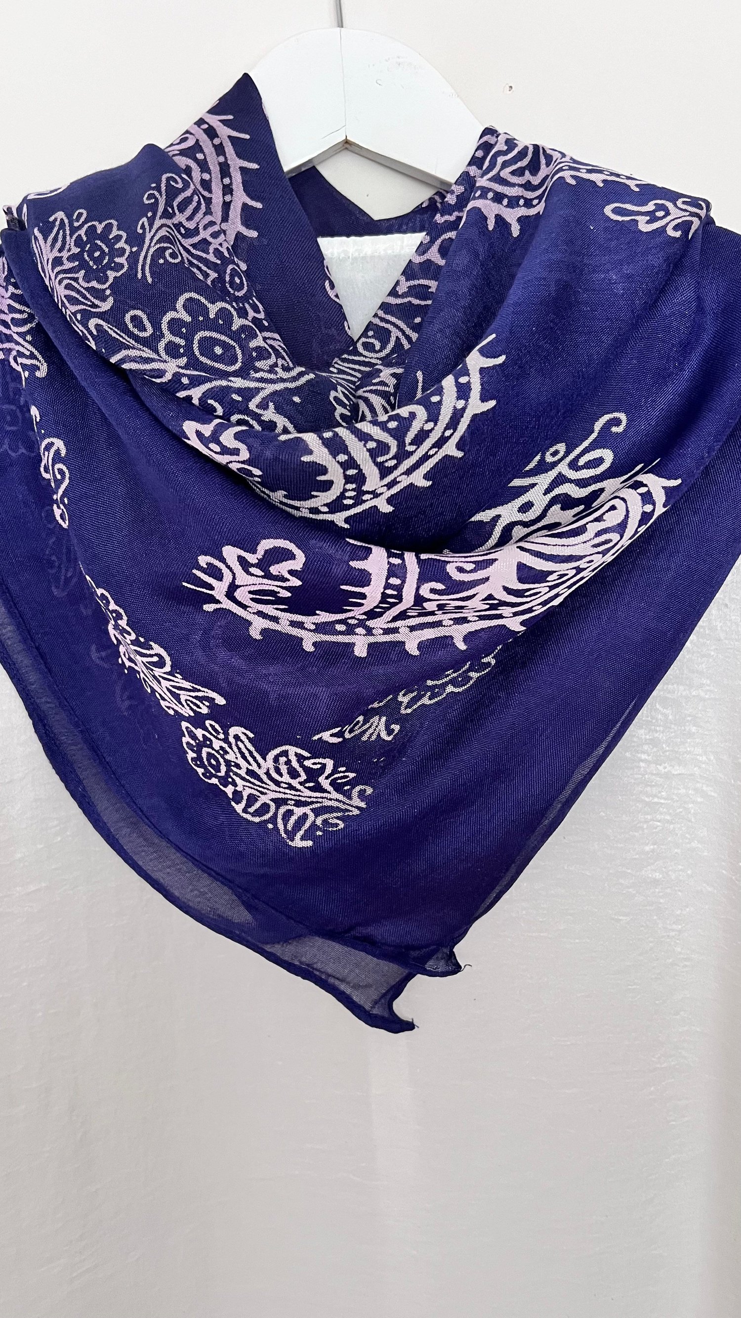 Lacvert Kelagayi Eşarp 130x130