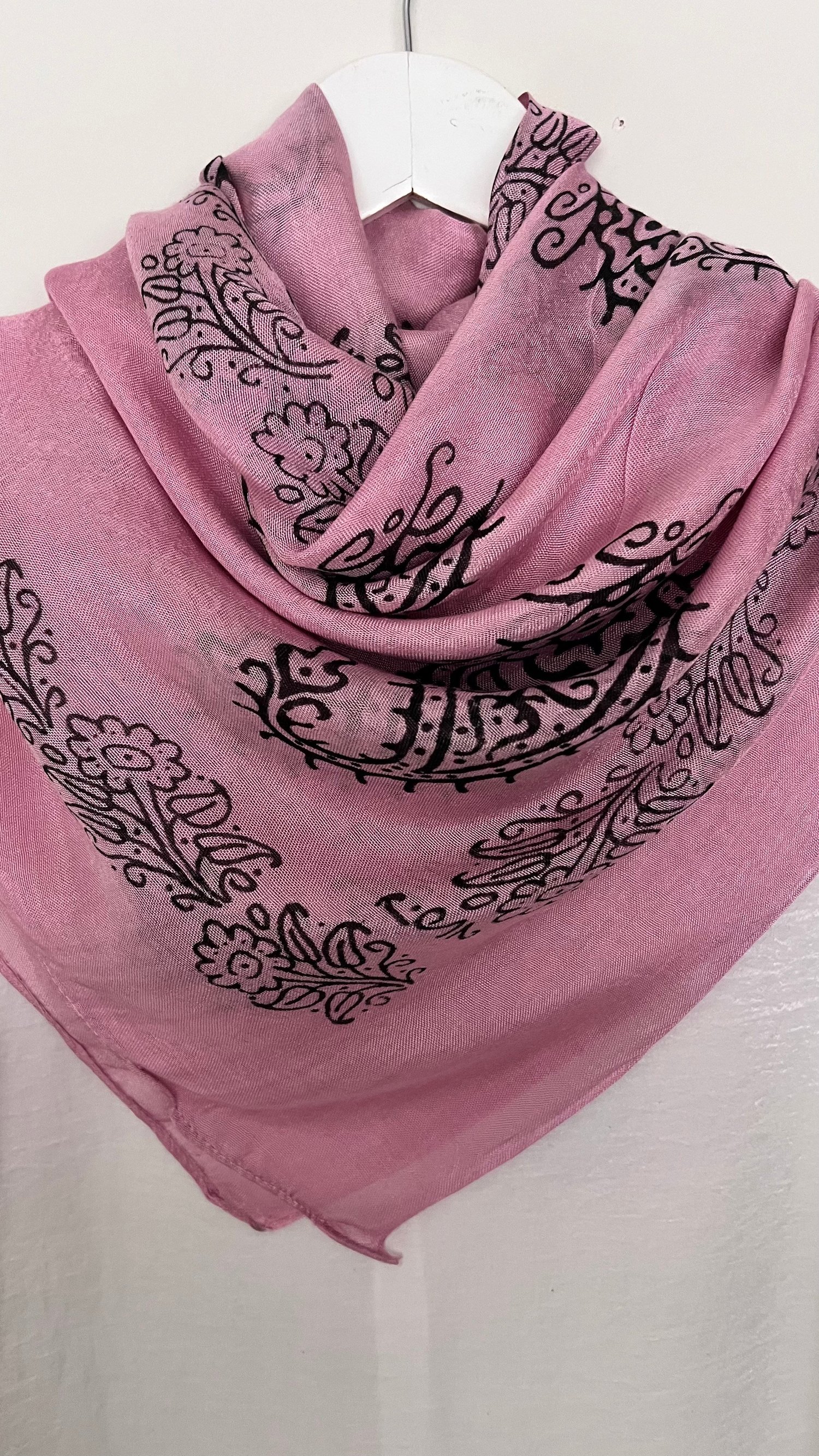 Pembe Kelagayi Eşarp 130x130