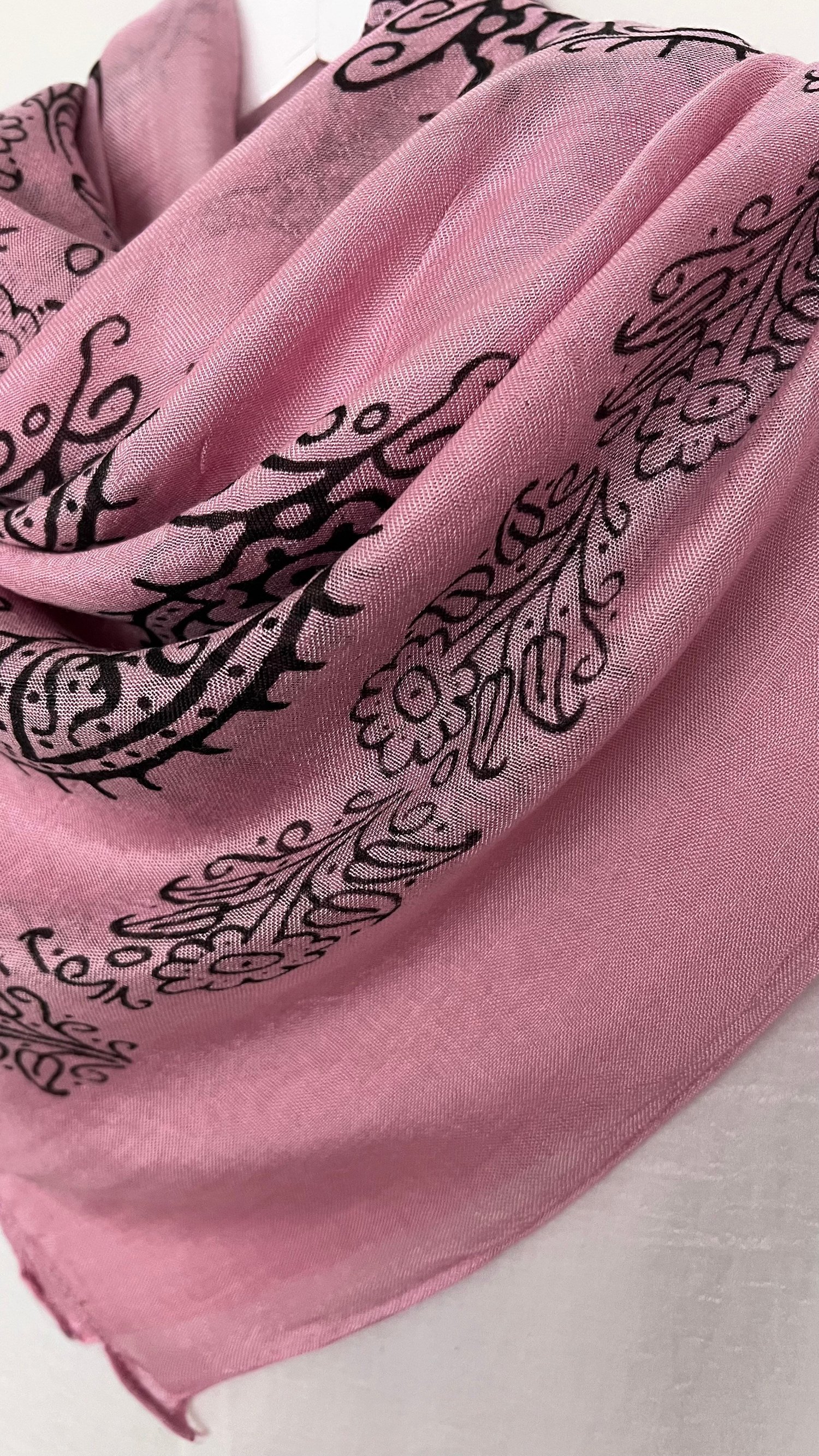 Pembe Kelagayi Eşarp 130x130