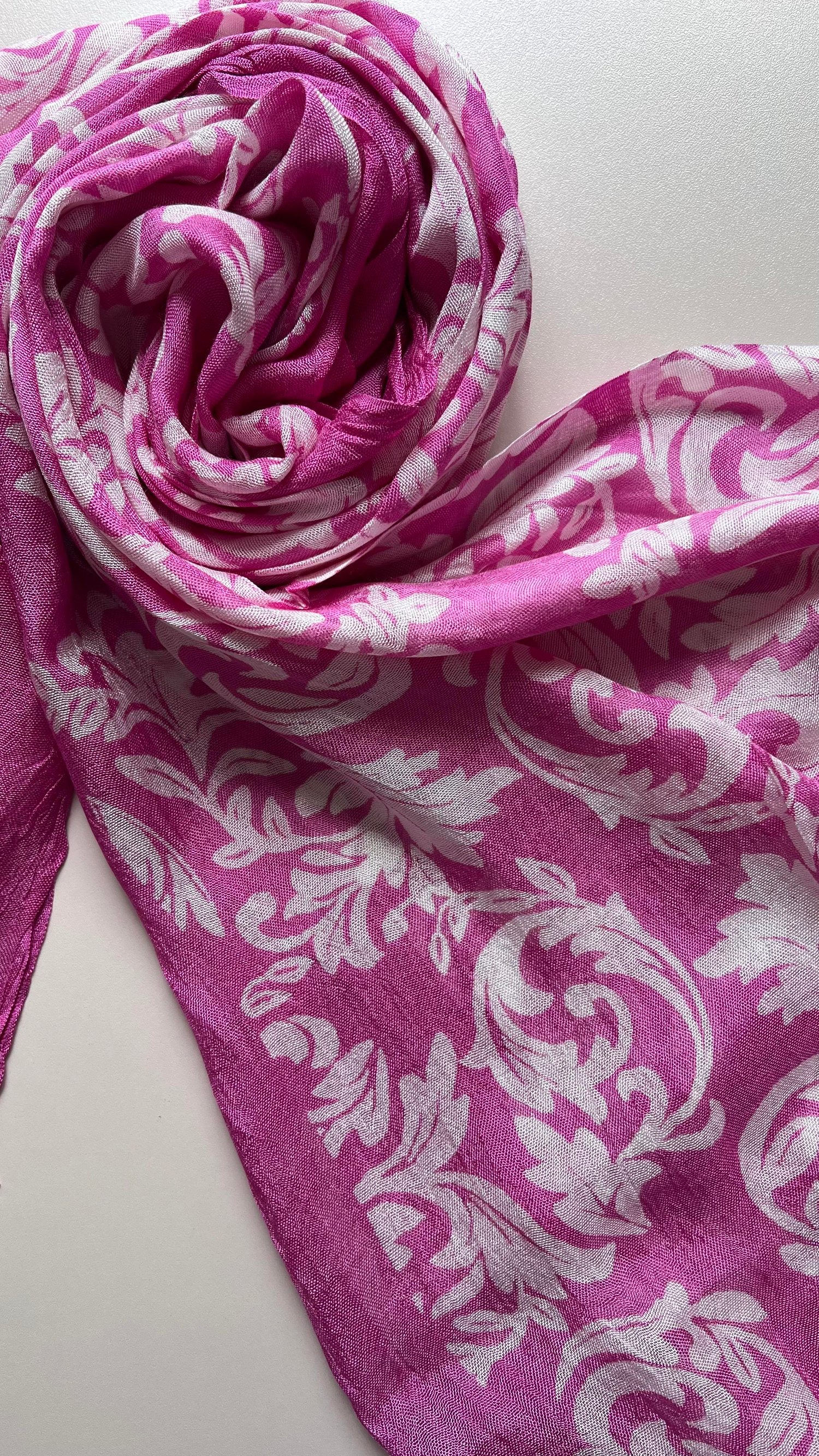 Pembe Yaprak Desen Kelagayi İpek Şal 190x90