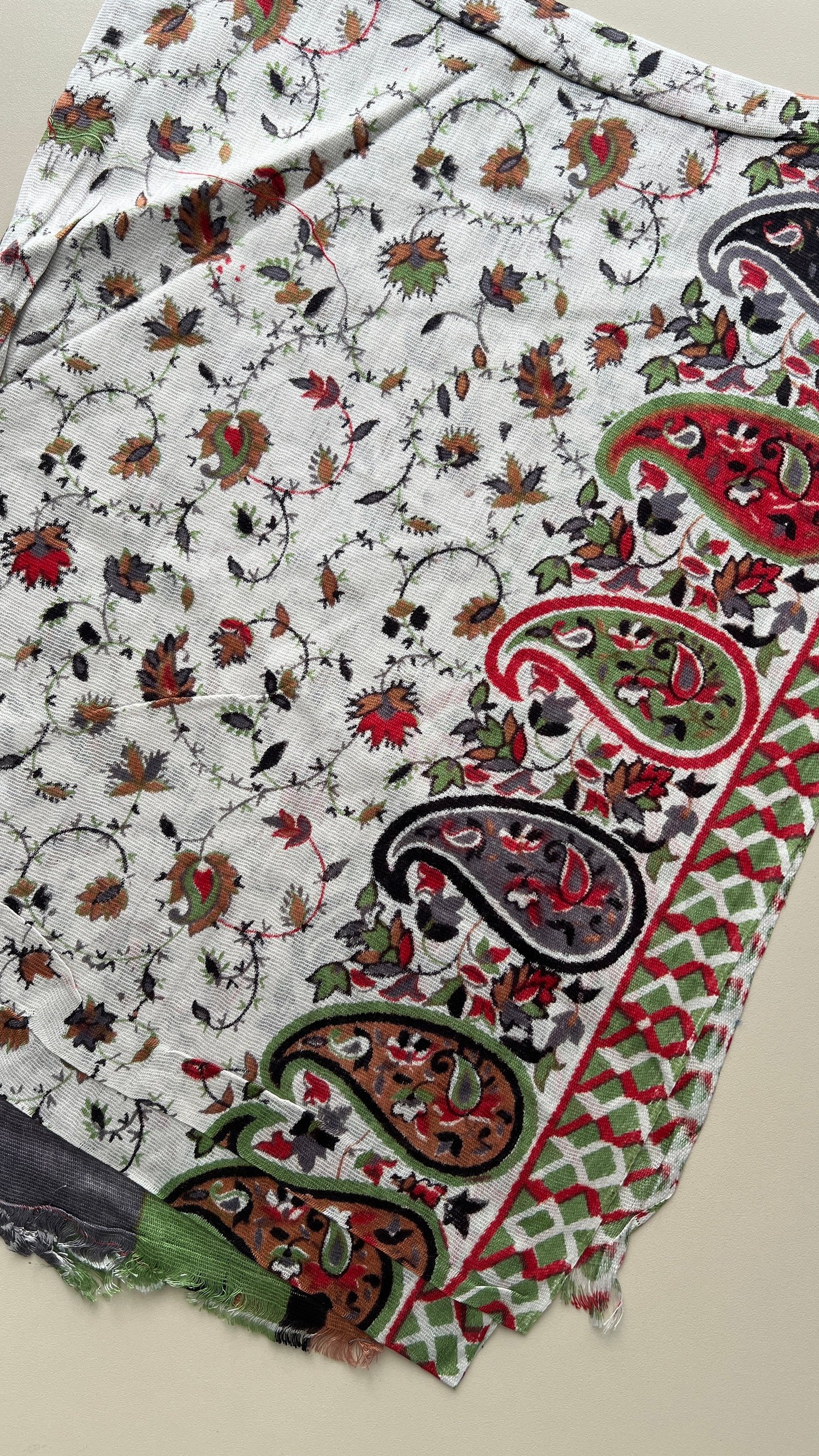 Yeşil Kırmızı Etnik Desen Pamuk Şal 180x70