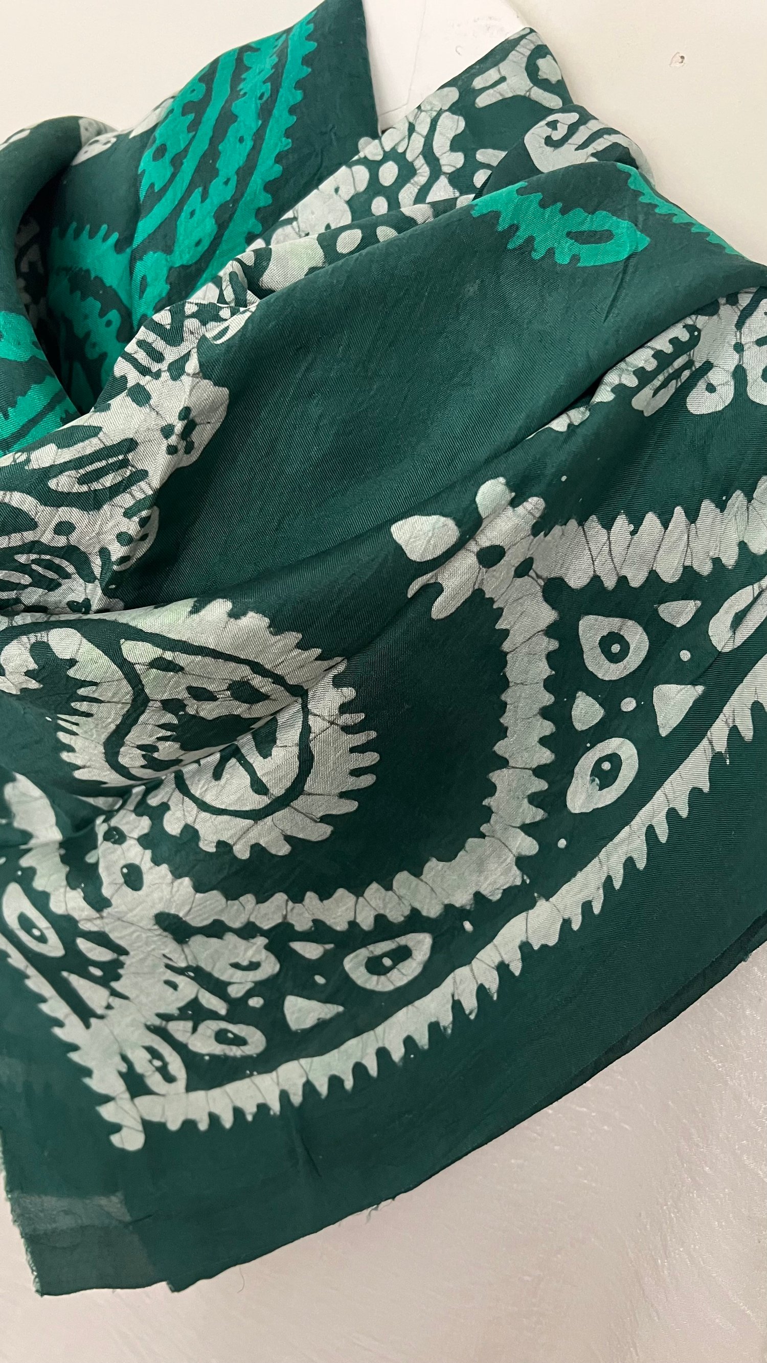 Zümrüt Yeşili Kelagayi Eşarp 150x150