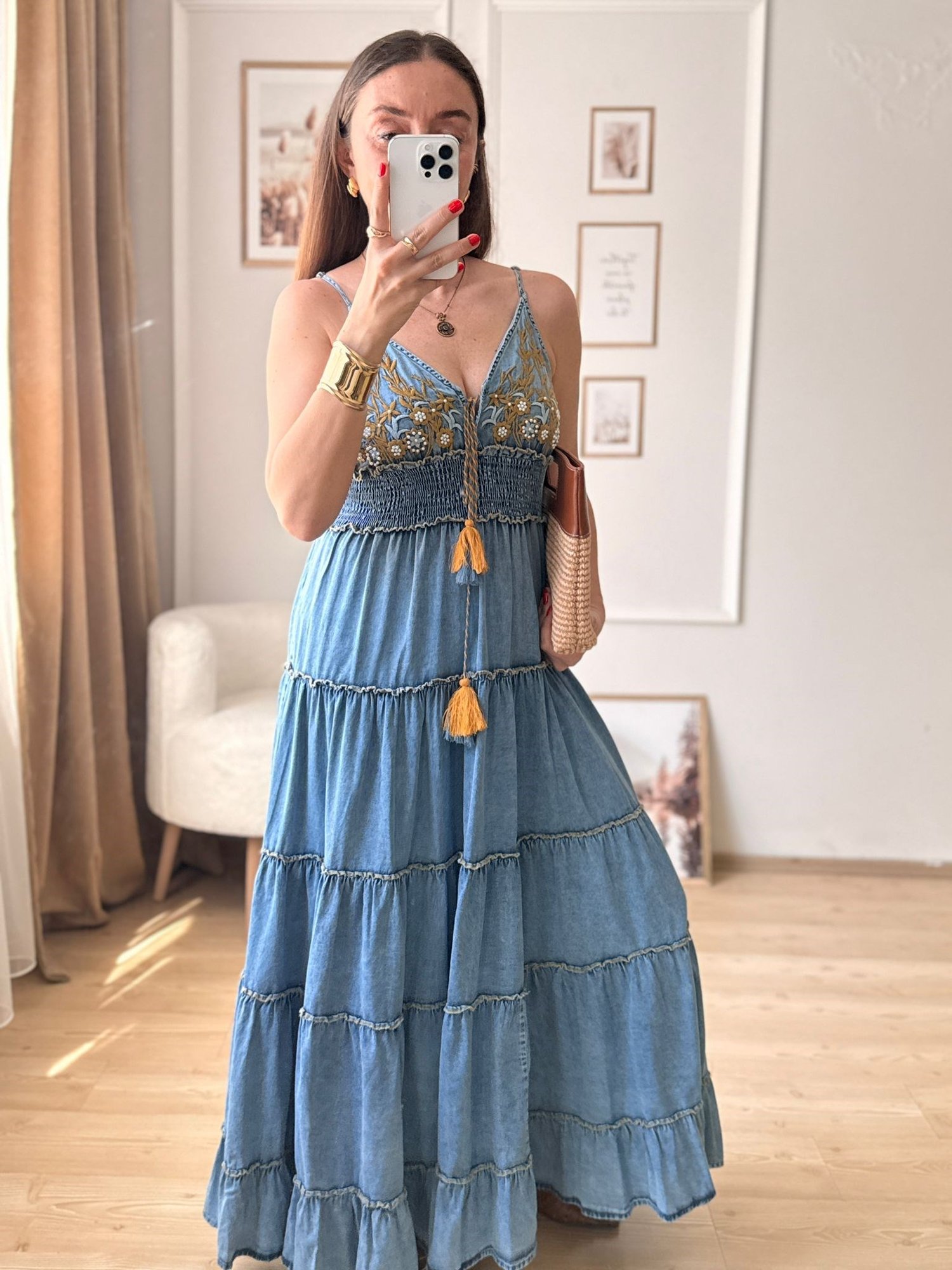 Açık Mavi Nakış İşlemeli Tencel Elbise
