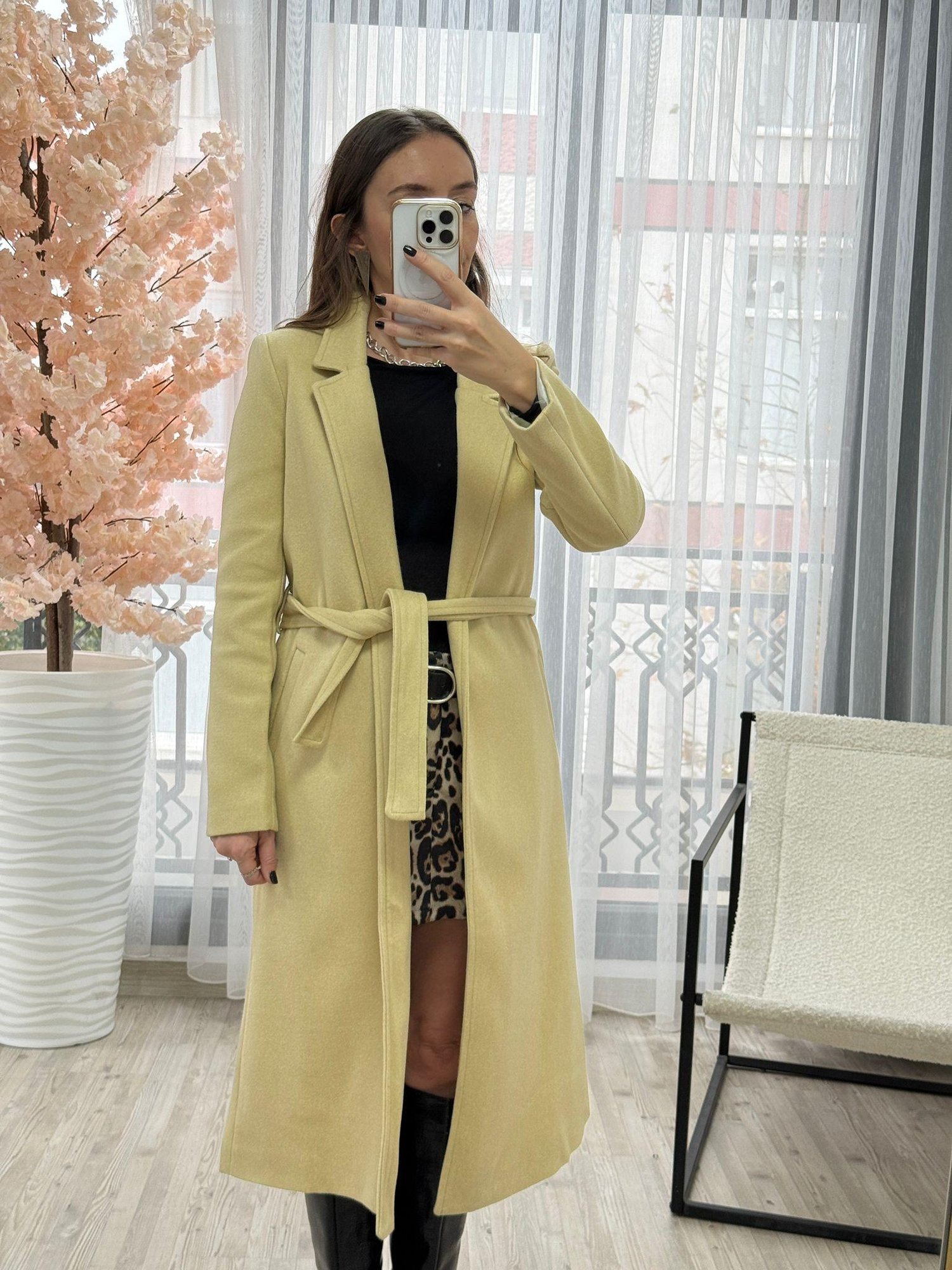 Kaşe Kuşaklı Fit Kalıp Kaban Krem