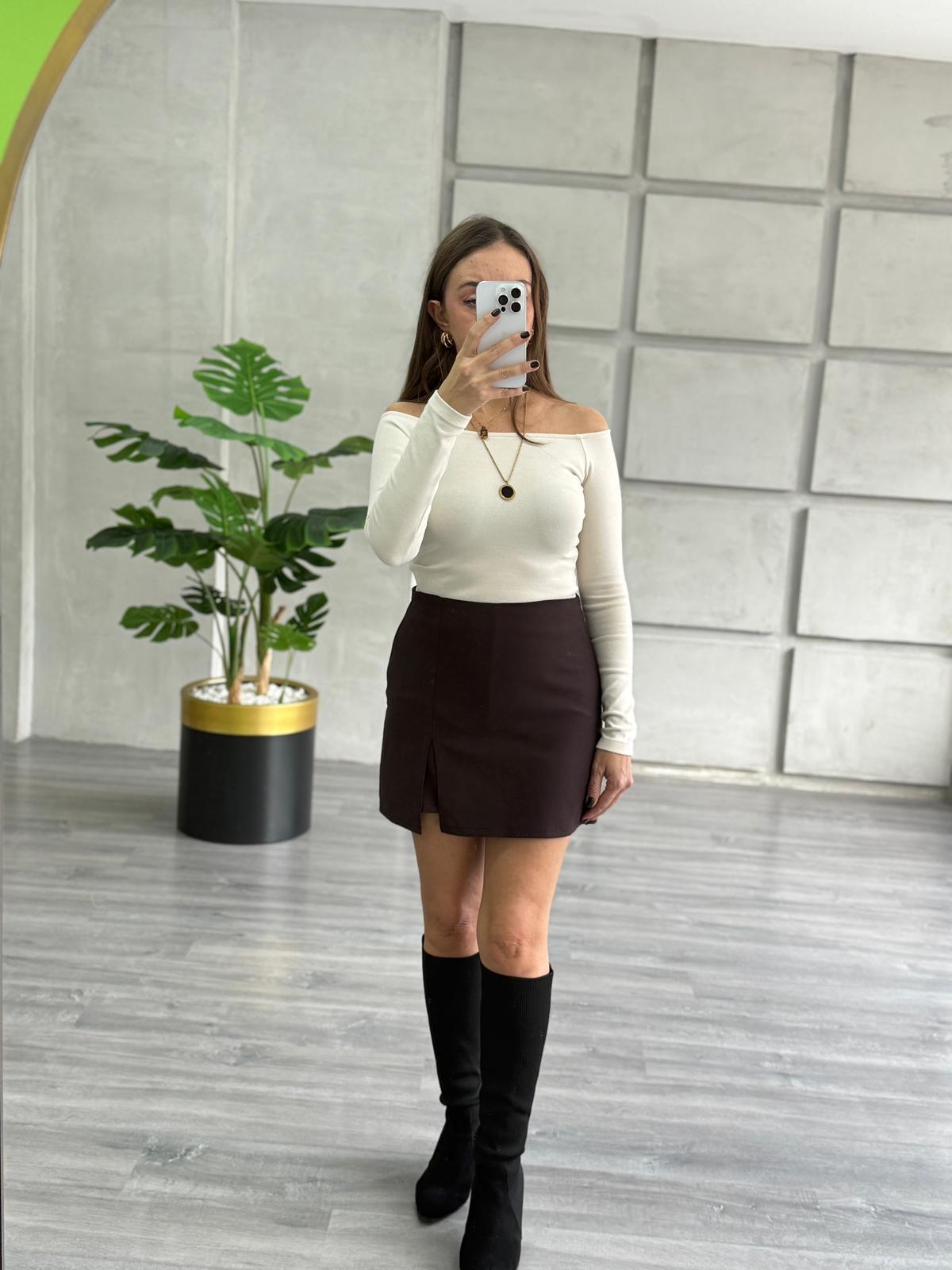 Kayık Yaka Uzun Kollu Crop