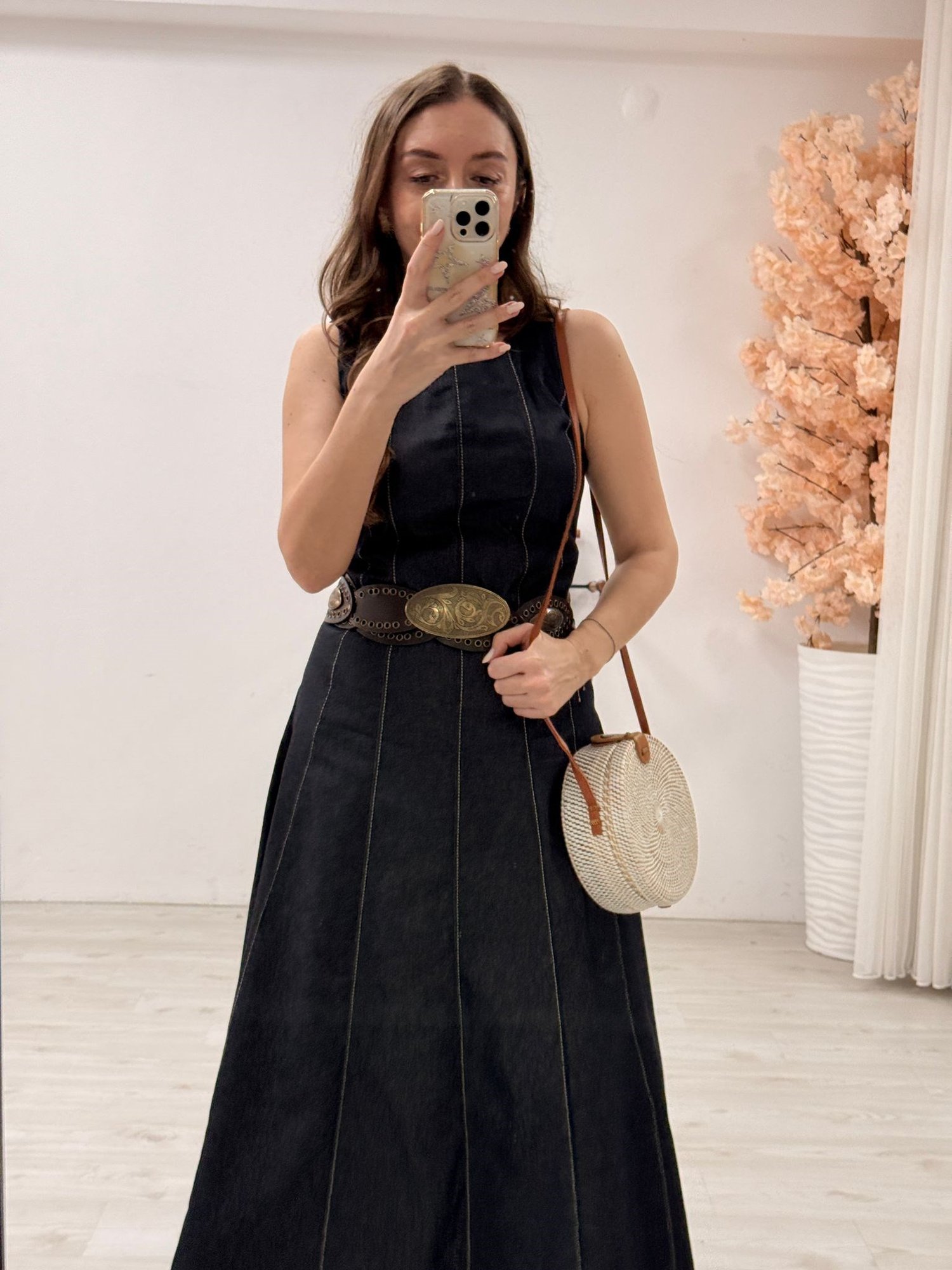 Kolsuz Kloş Etekli Denim Kot Midi Elbise