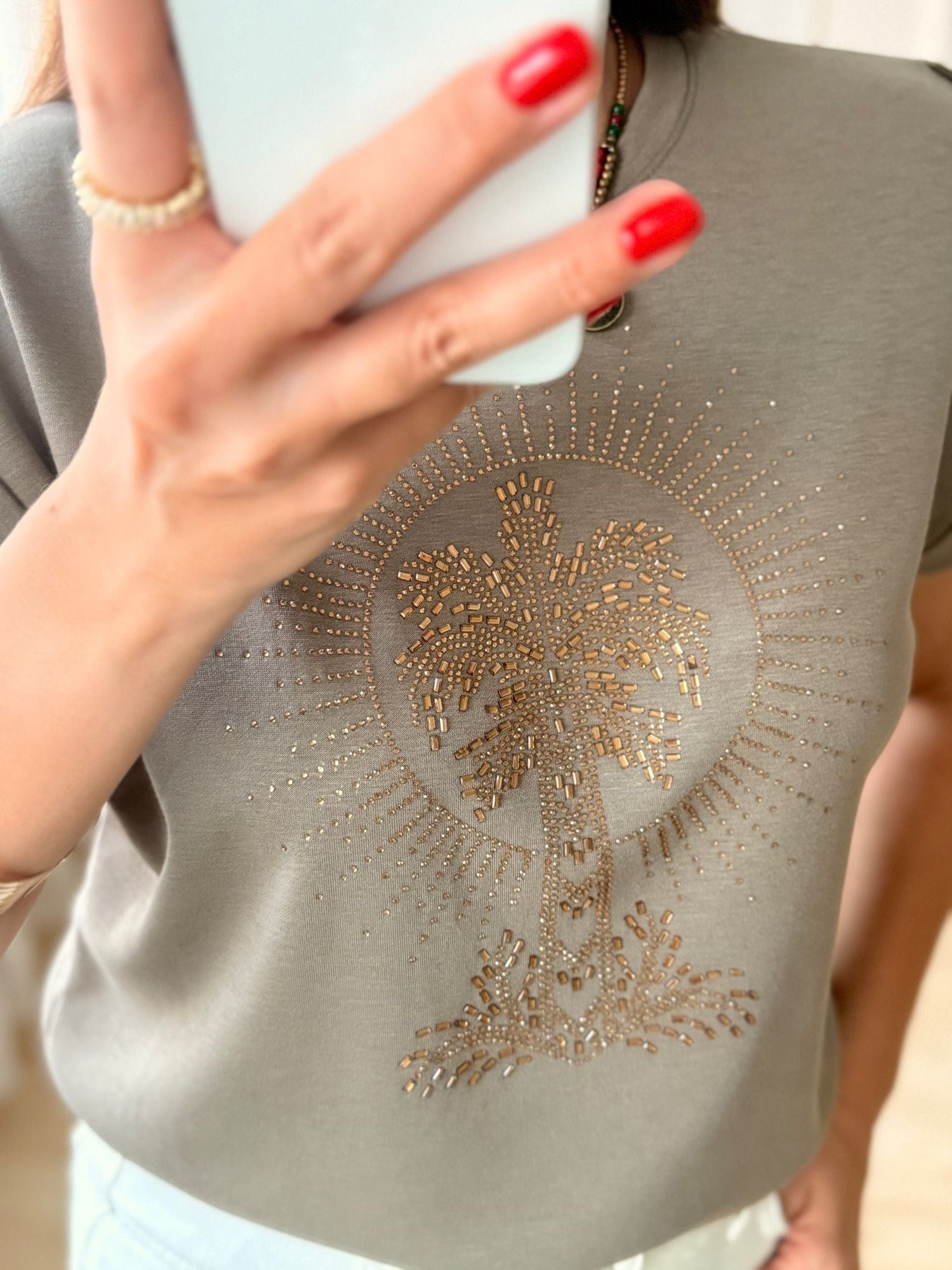 Orjinal Marka Model Vizon Taş Detaylı T-shirt