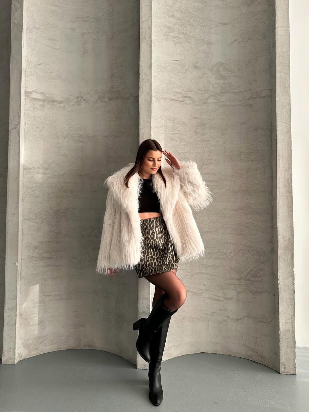 Oversize Saçaklı Kürk Bej