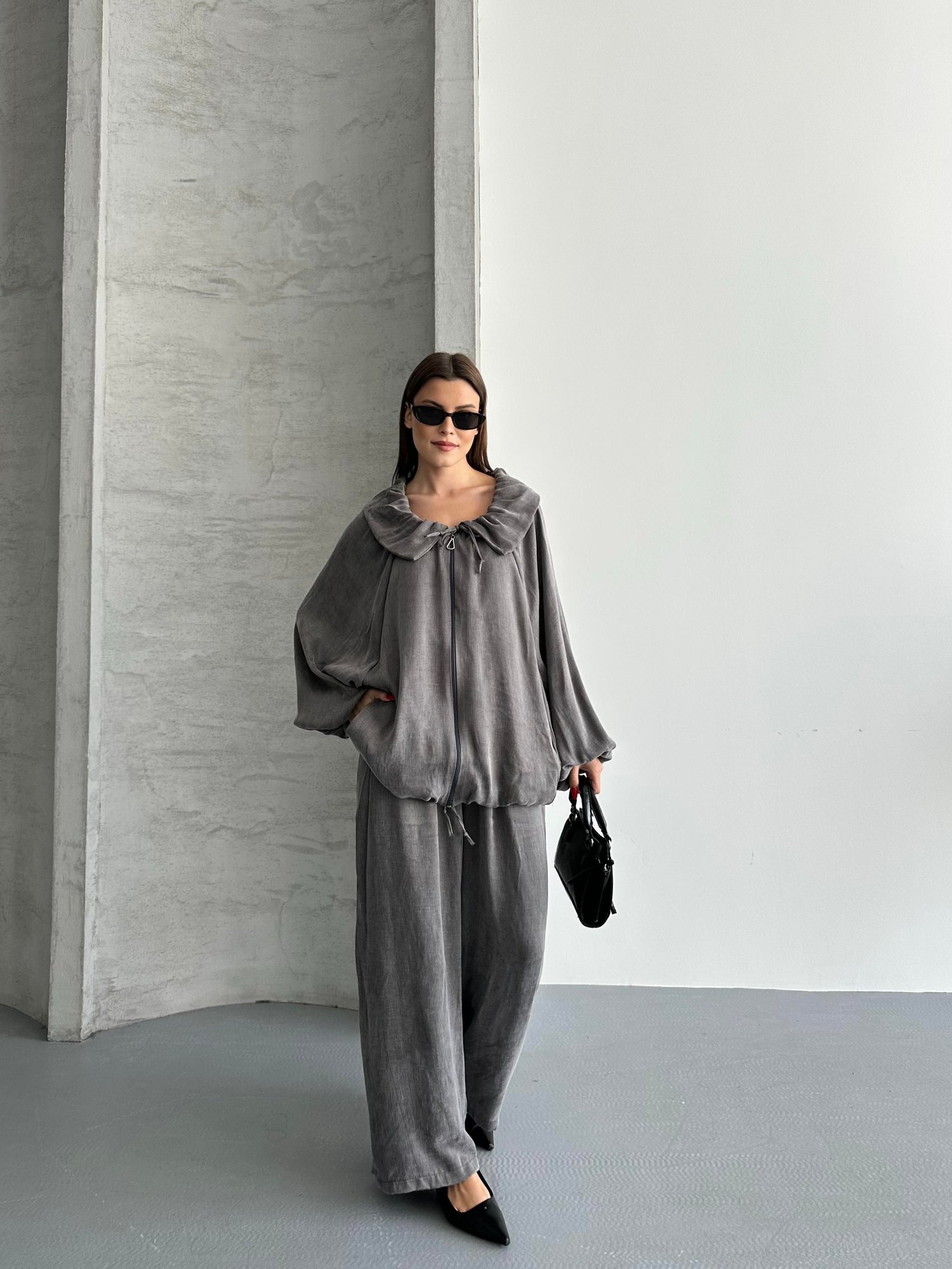 Açik Yaka Bügülü Oversize Takım