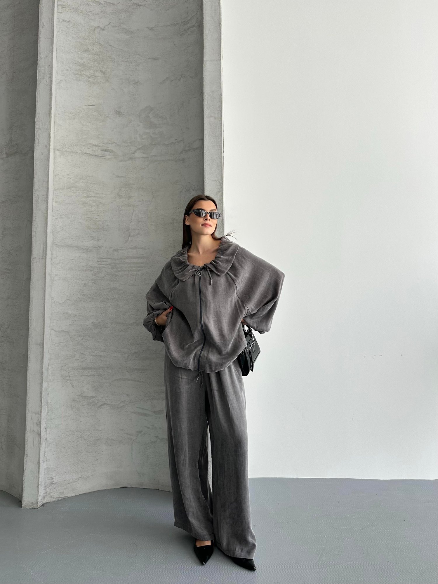 Açik Yaka Bügülü Oversize Takım
