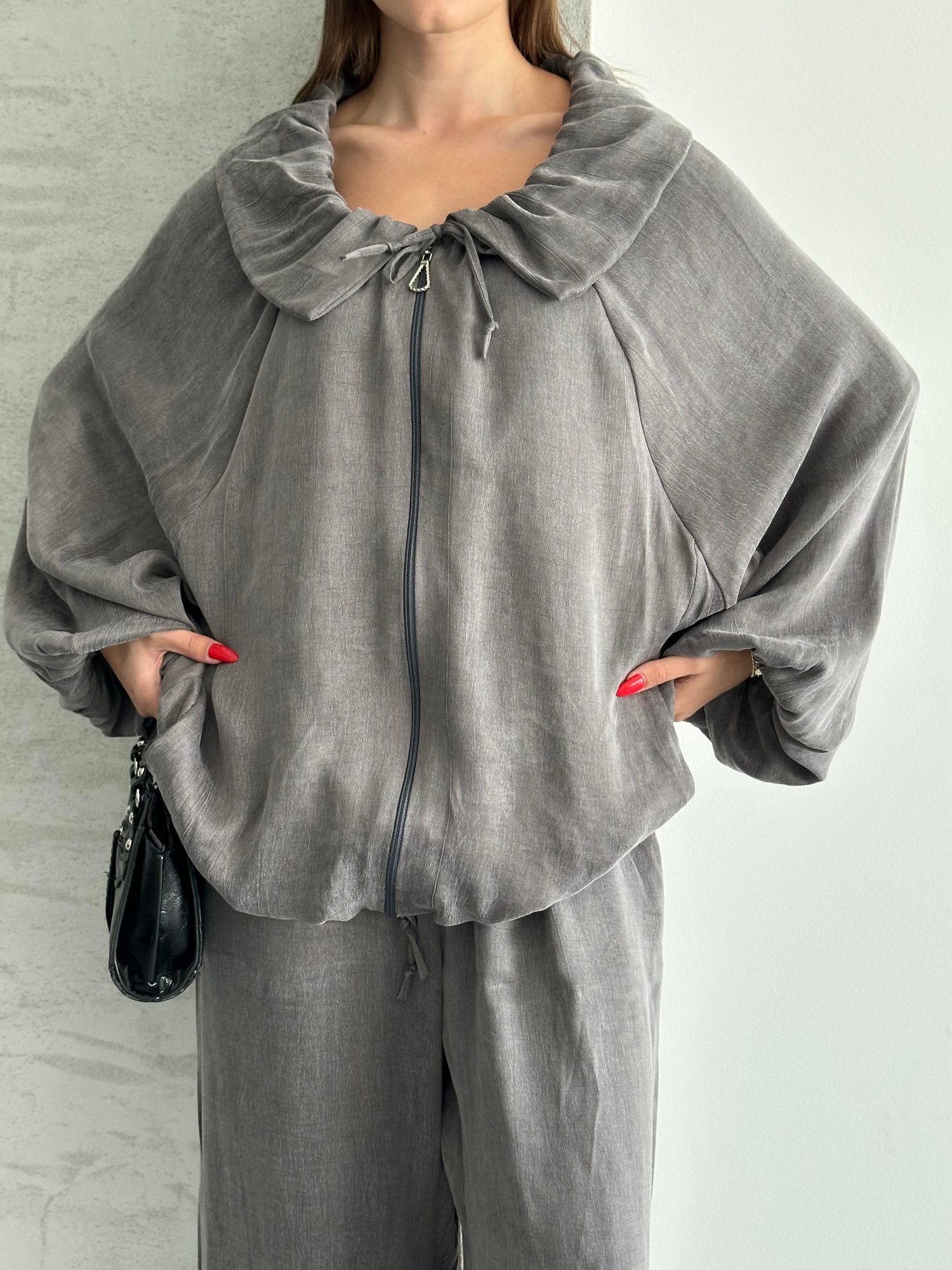 Açik Yaka Bügülü Oversize Takım