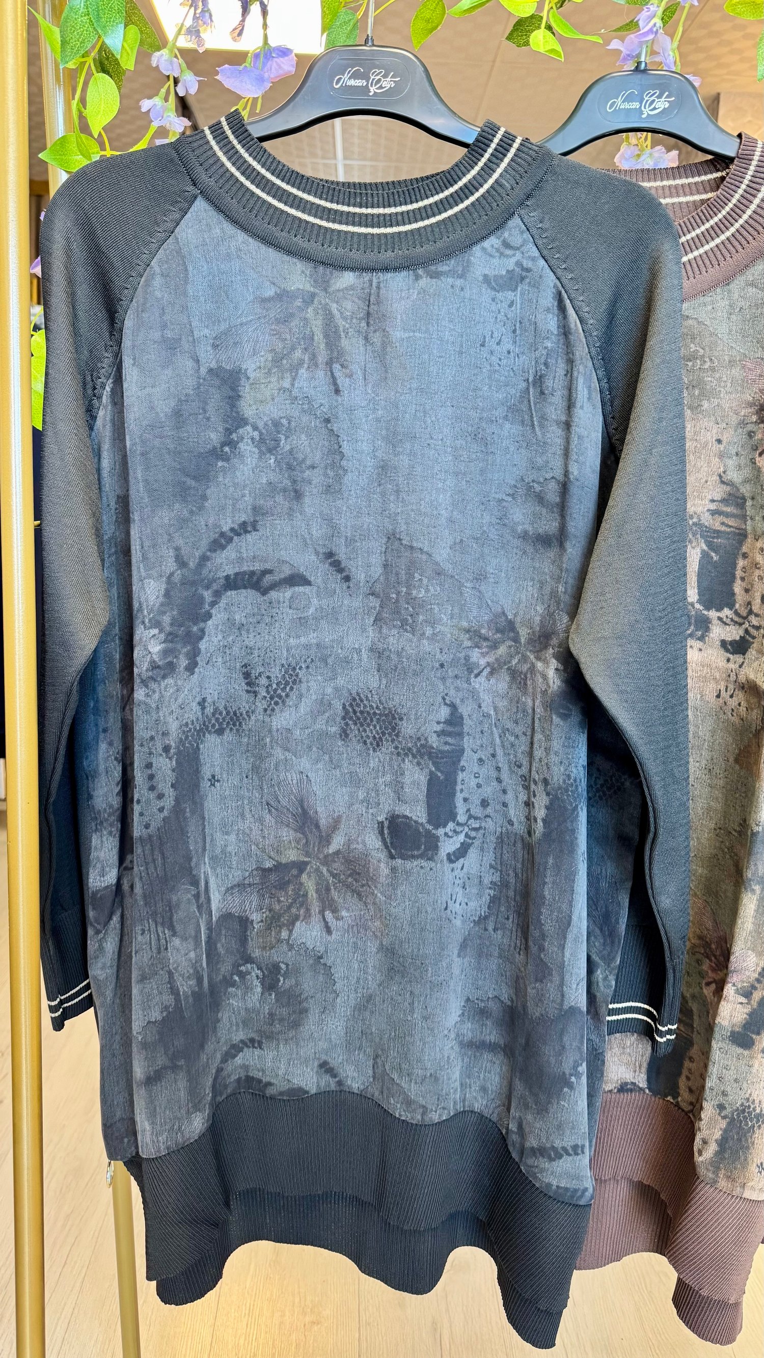 Arya Tunik - 1445