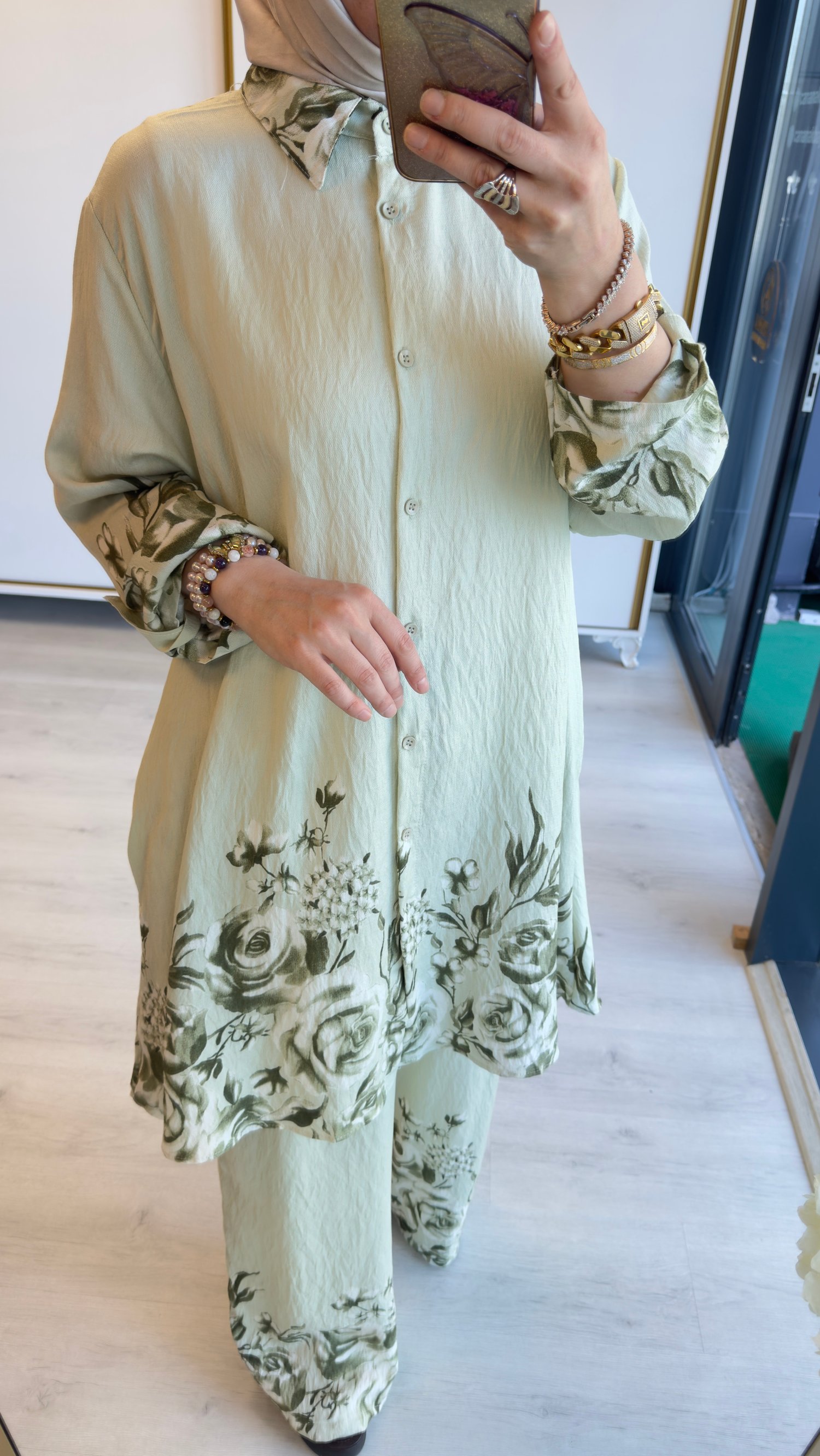 Mint Roza Takım