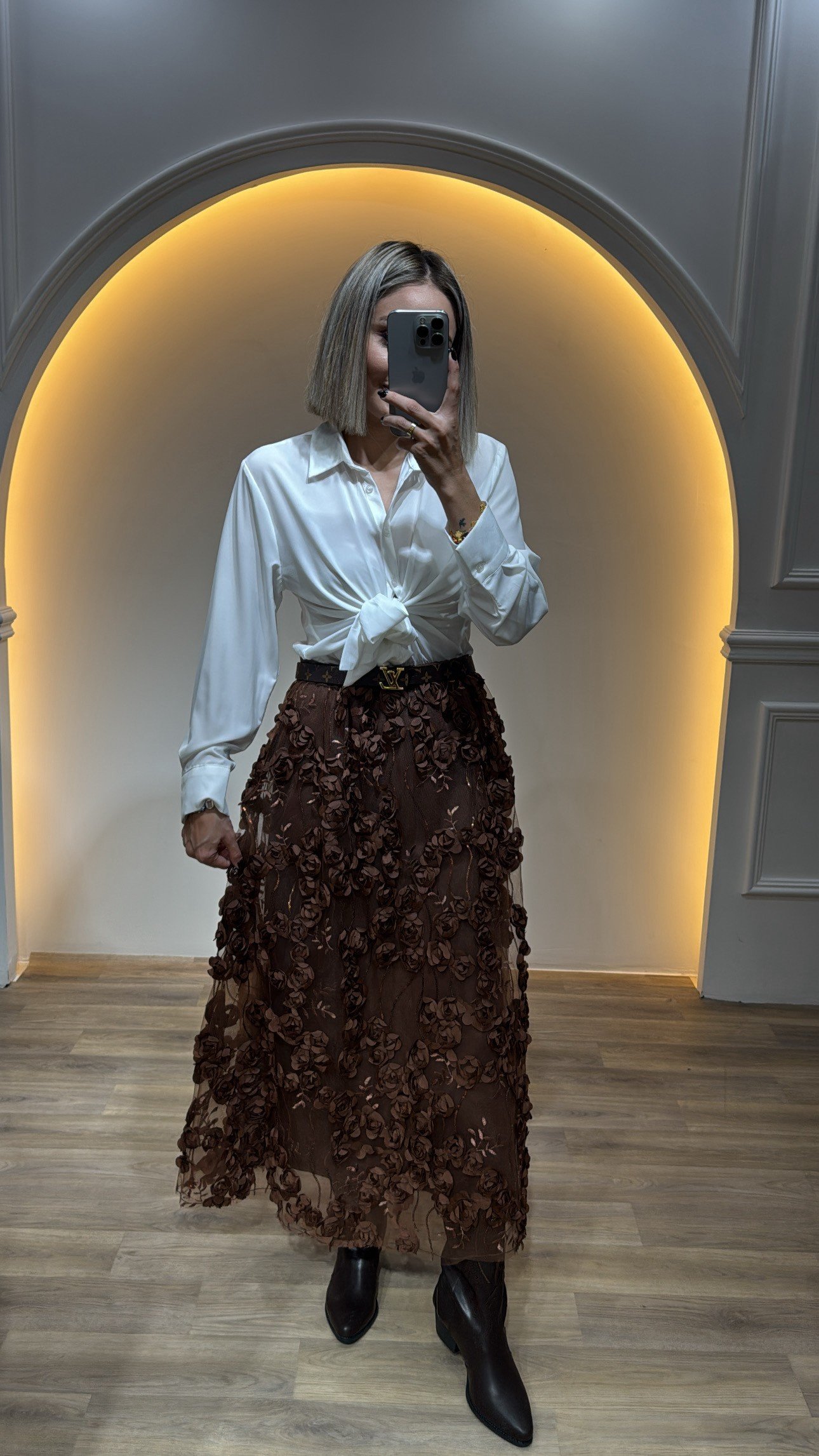 Gül Detaylı Etek