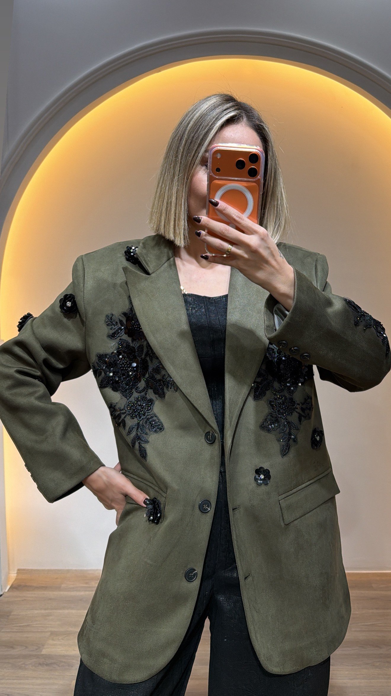 Nubuk İşlemeli Haki Blazer Ceket