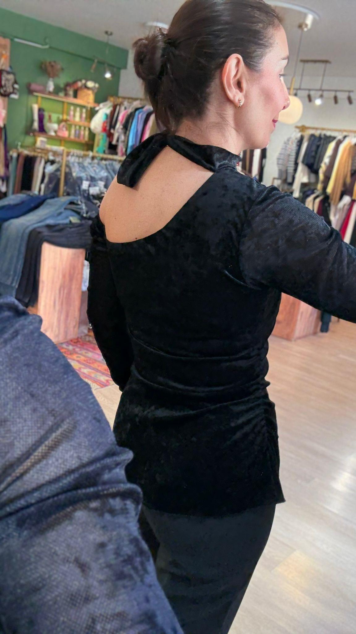 Drapeli İnce Kadife Bluz Siyah