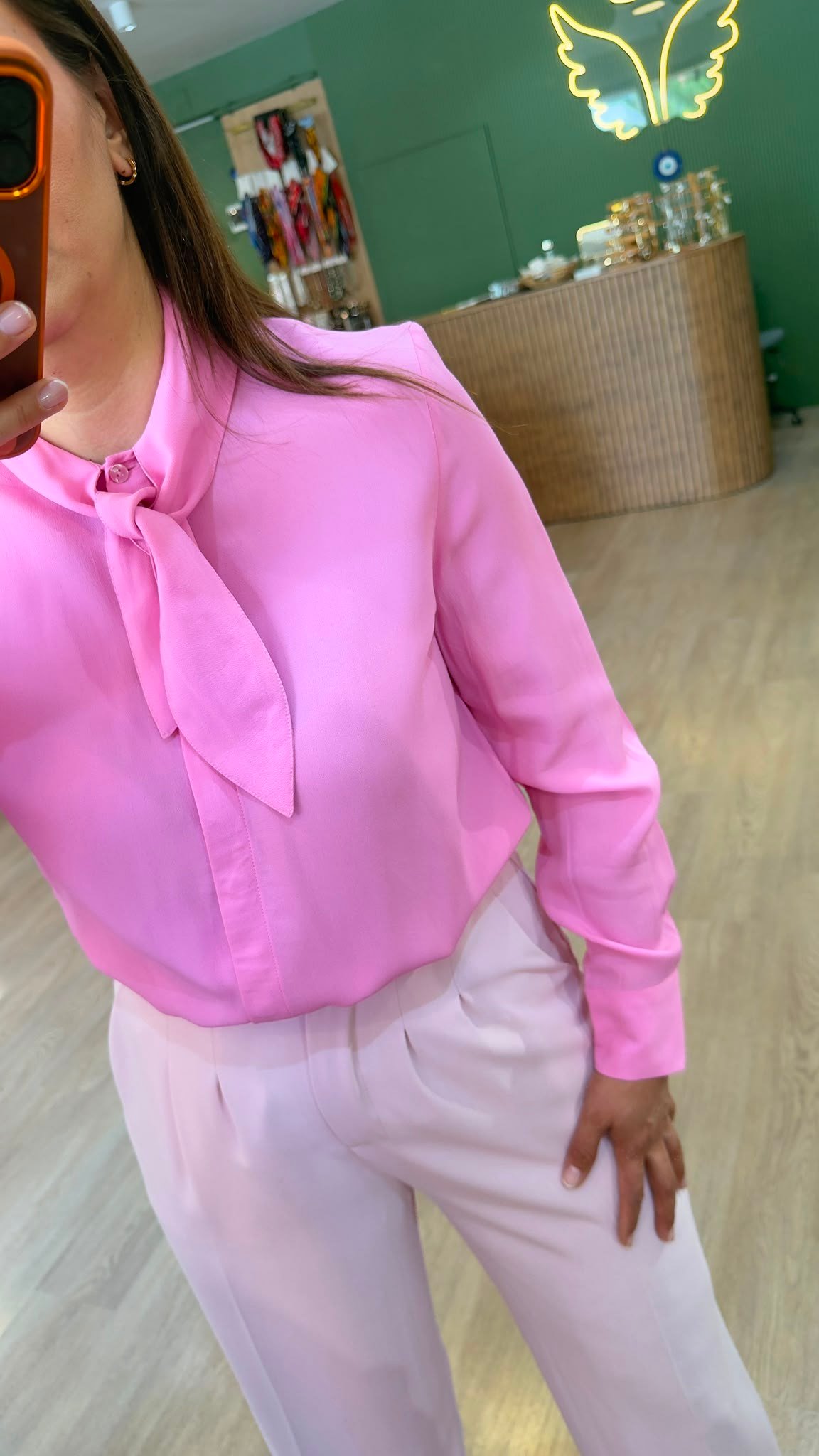 Fular Yaka Detaylı Gömlek Pembe
