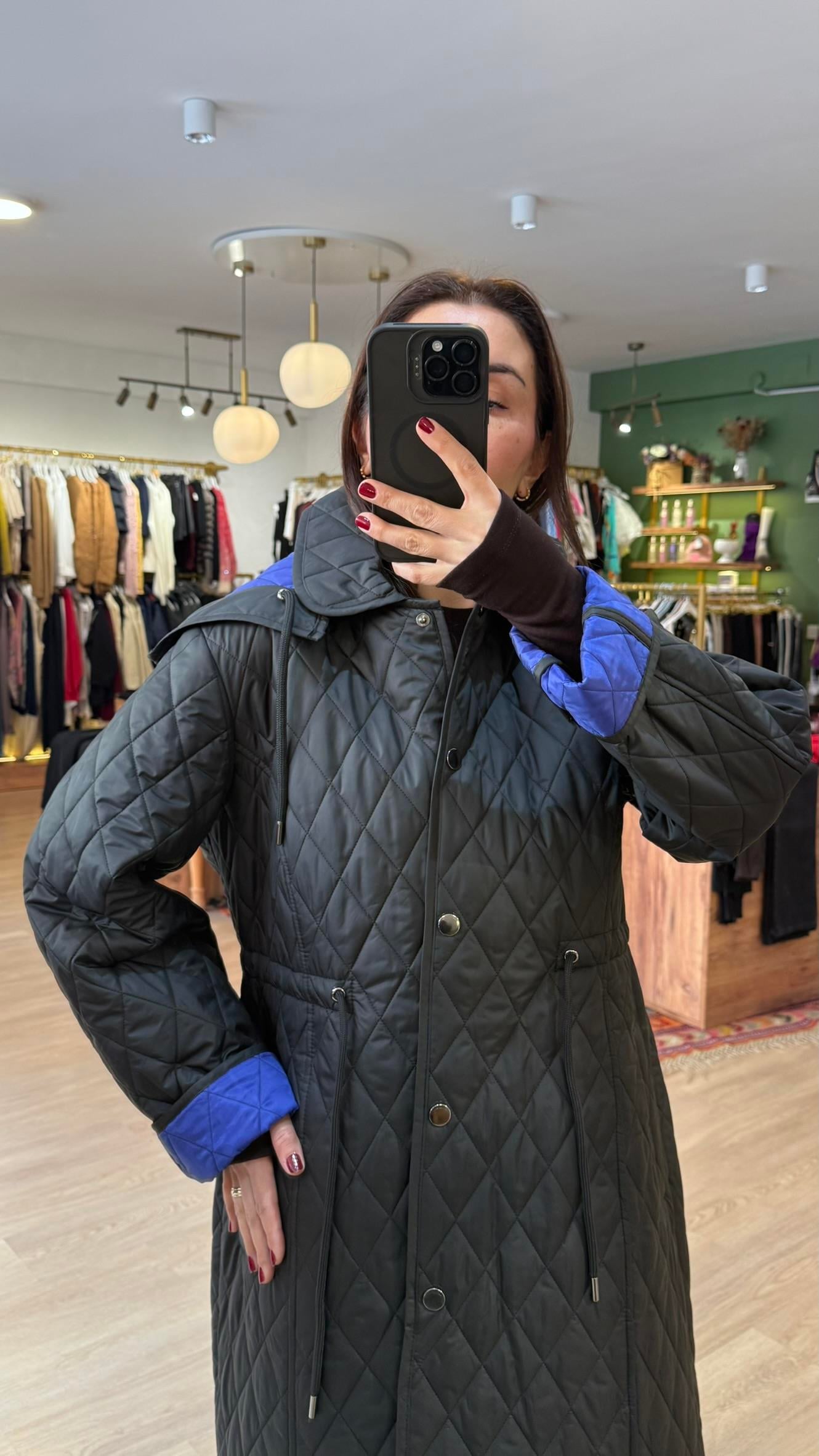 Kapitone Kaban Siyah