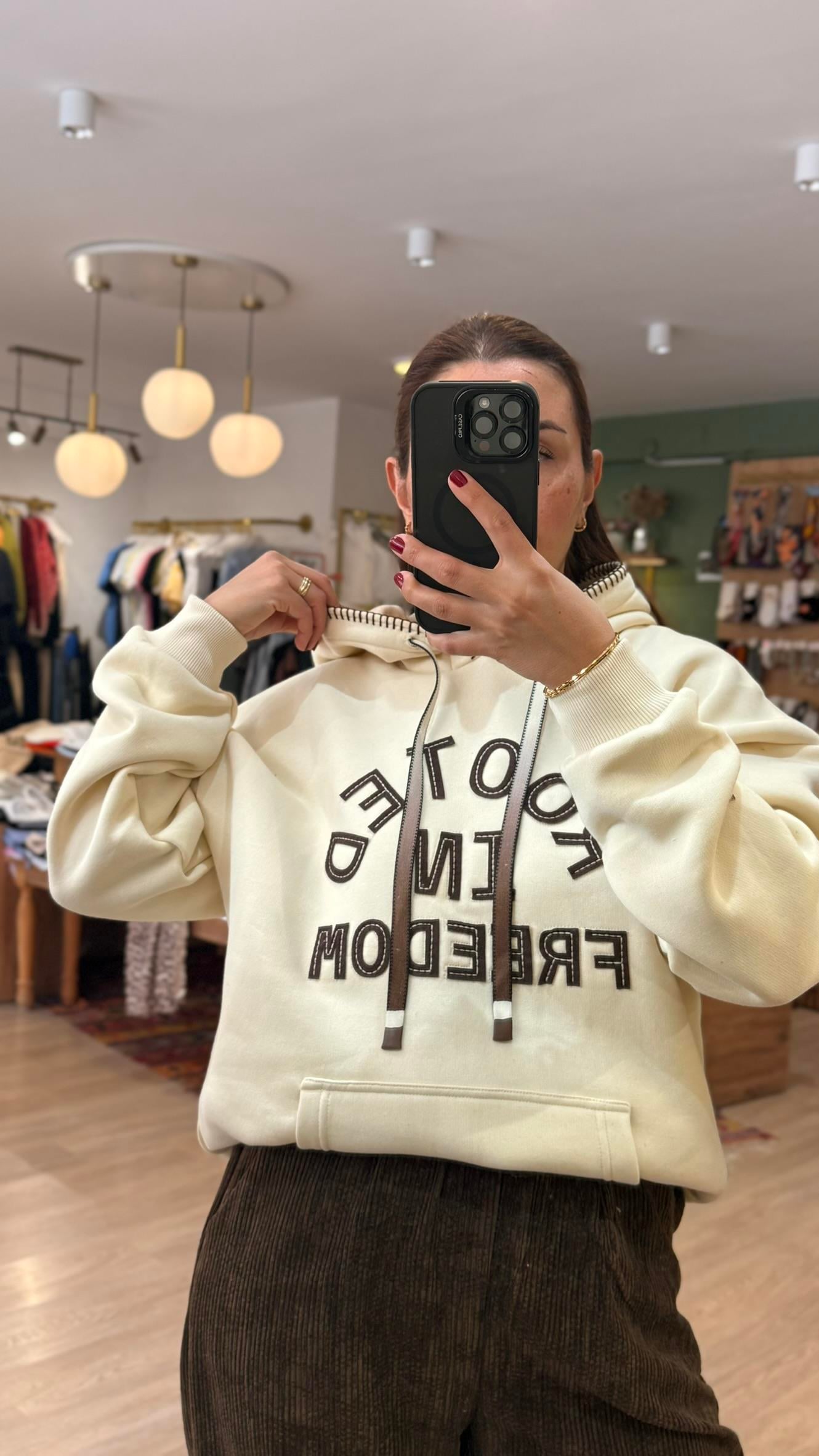 Kapuşonlu Sweatshirt