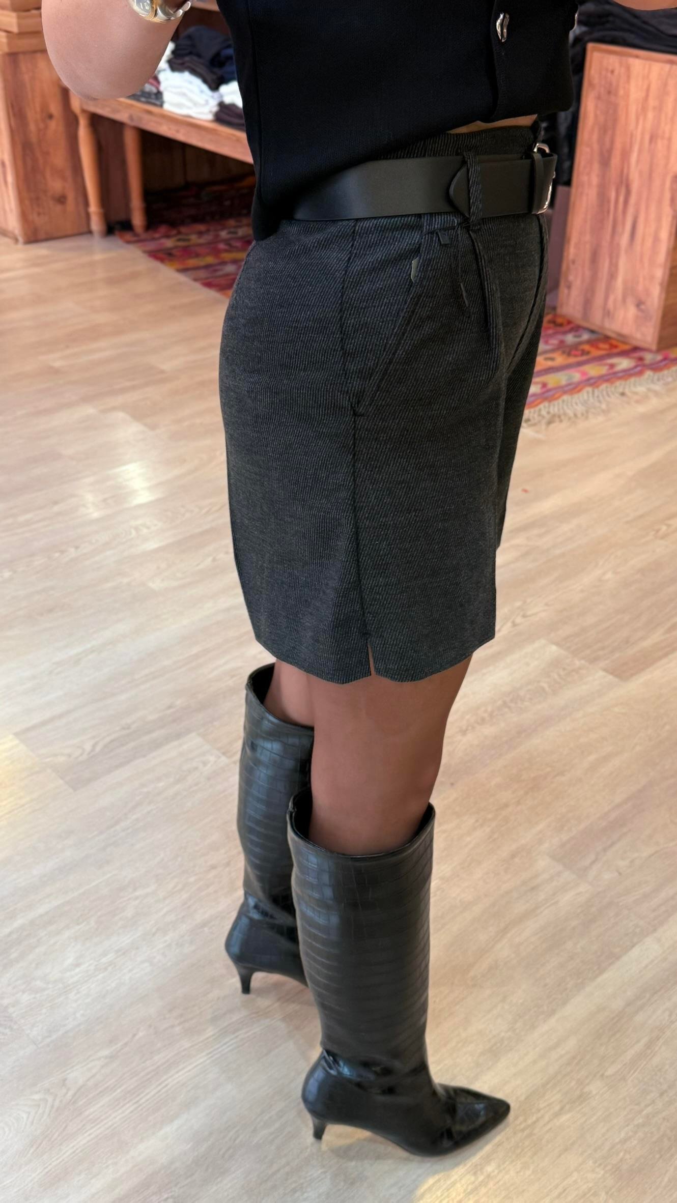 Kemerli Şort Ankrasit