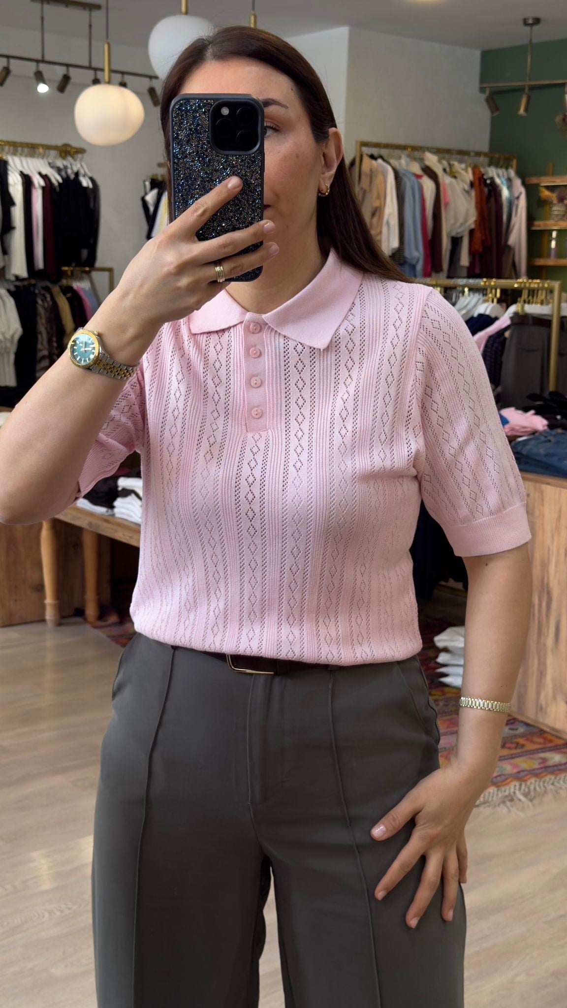 Kendinden Desenli Polo Yaka Bluz Pembe