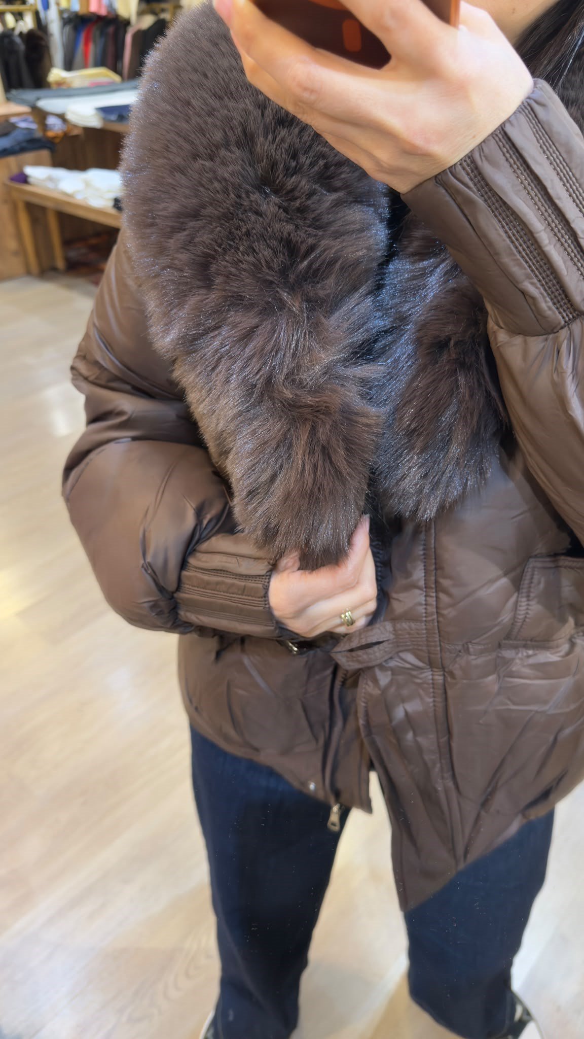 Kürk Detaylı Şişme Mont - Kahve