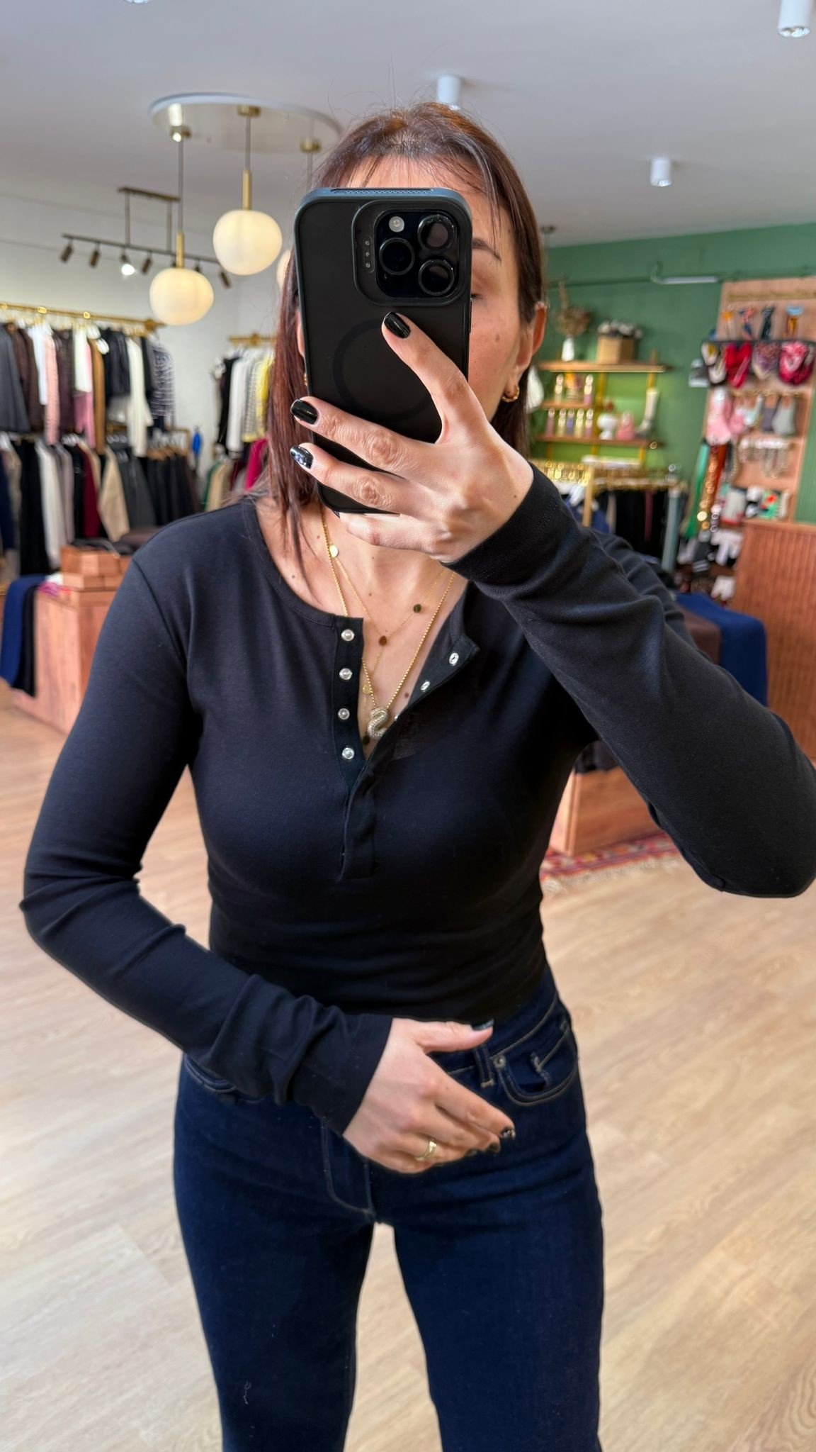 Uzun Kollu Çıtçıtlı Body Siyah