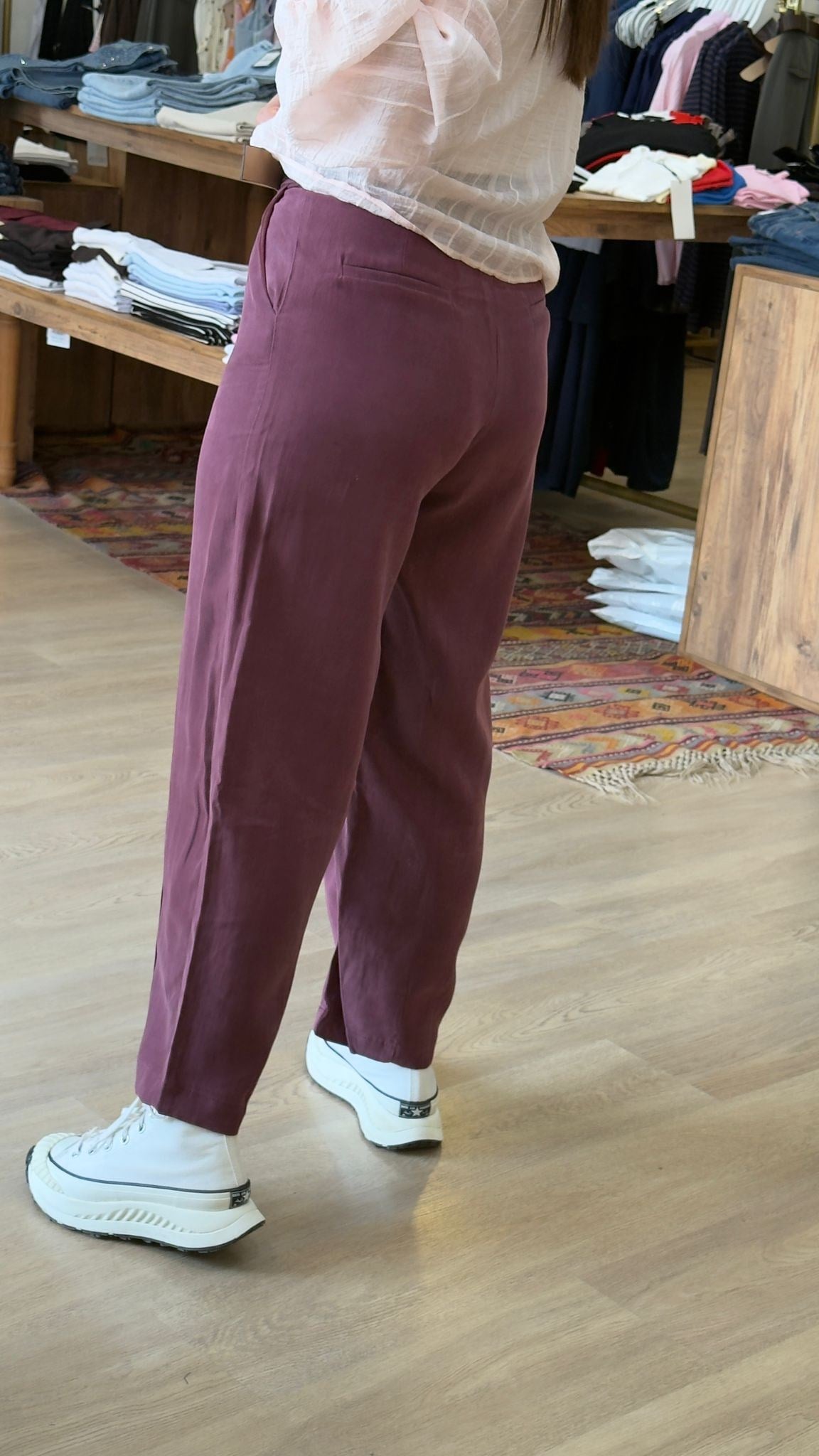 Yumuşak Dokulu Kemerli Havuç Model Pantolon Mürdüm