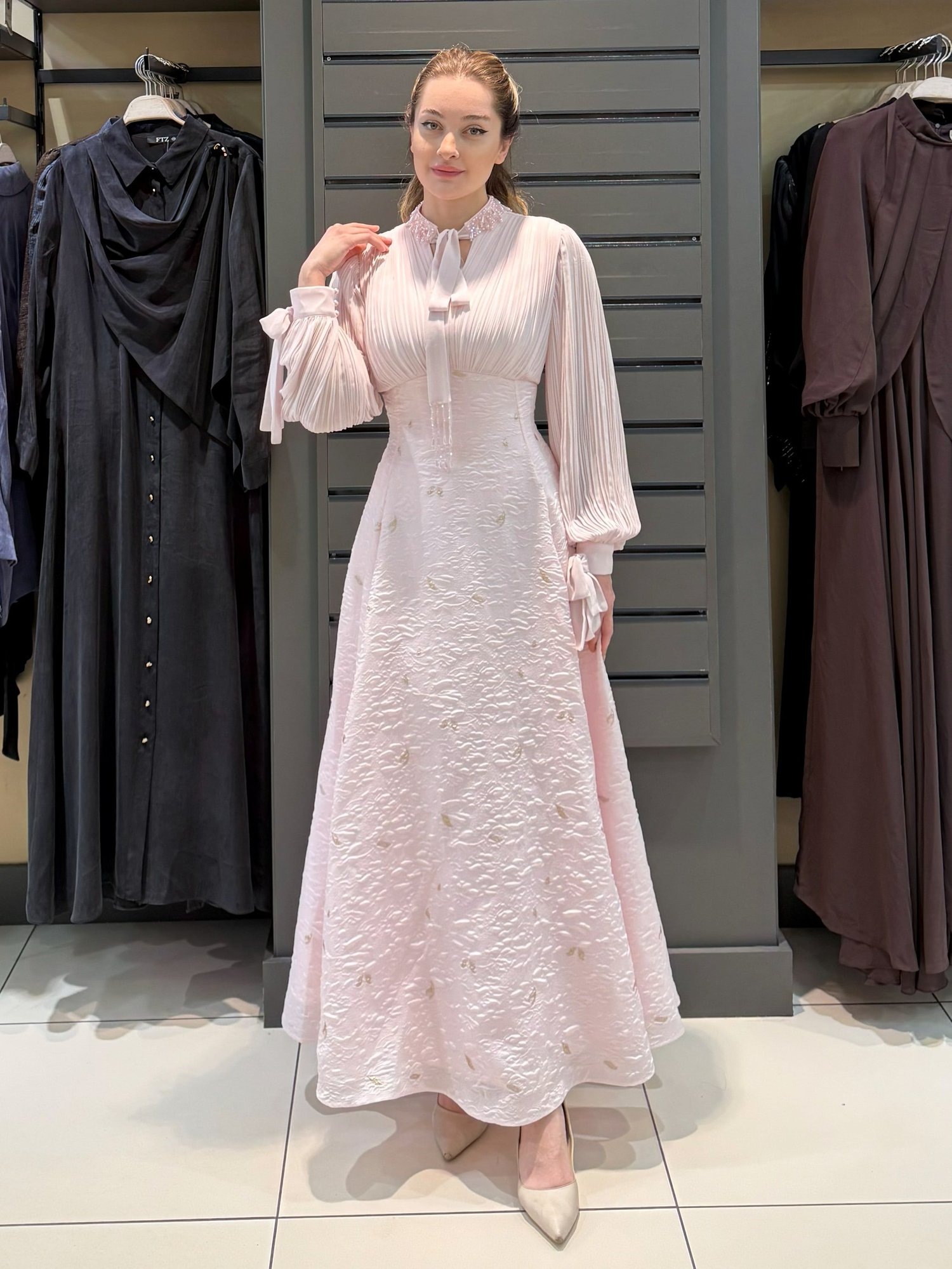 ÖZEL TASARIM ELBİSE PEMBE