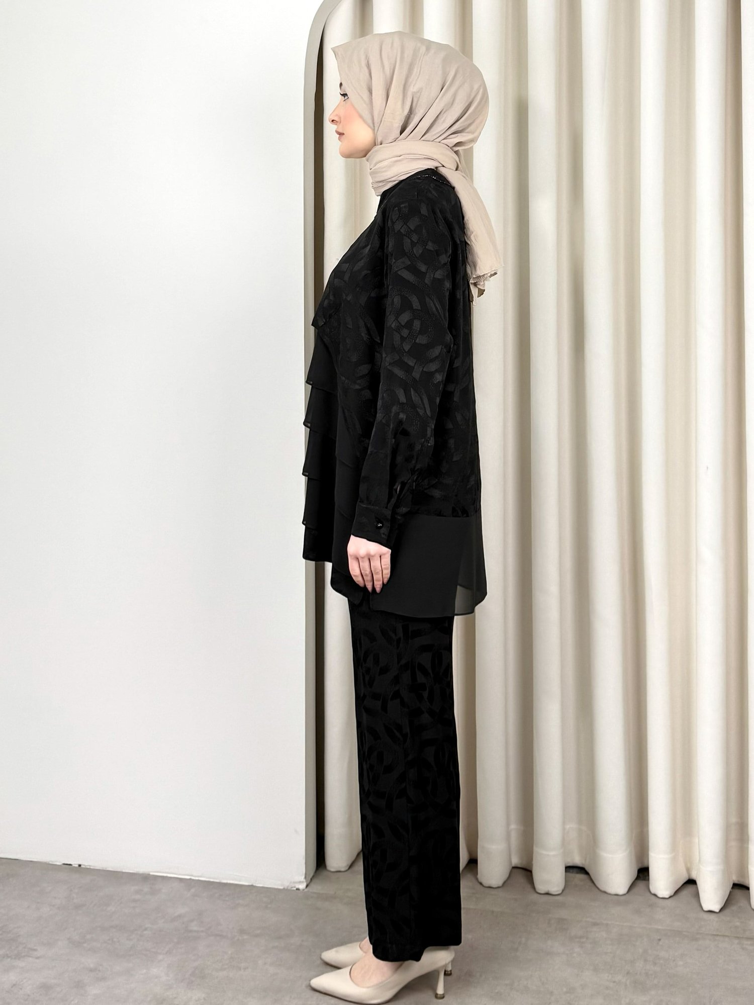 ŞİFON DETAYLI TAKIM SİYAH