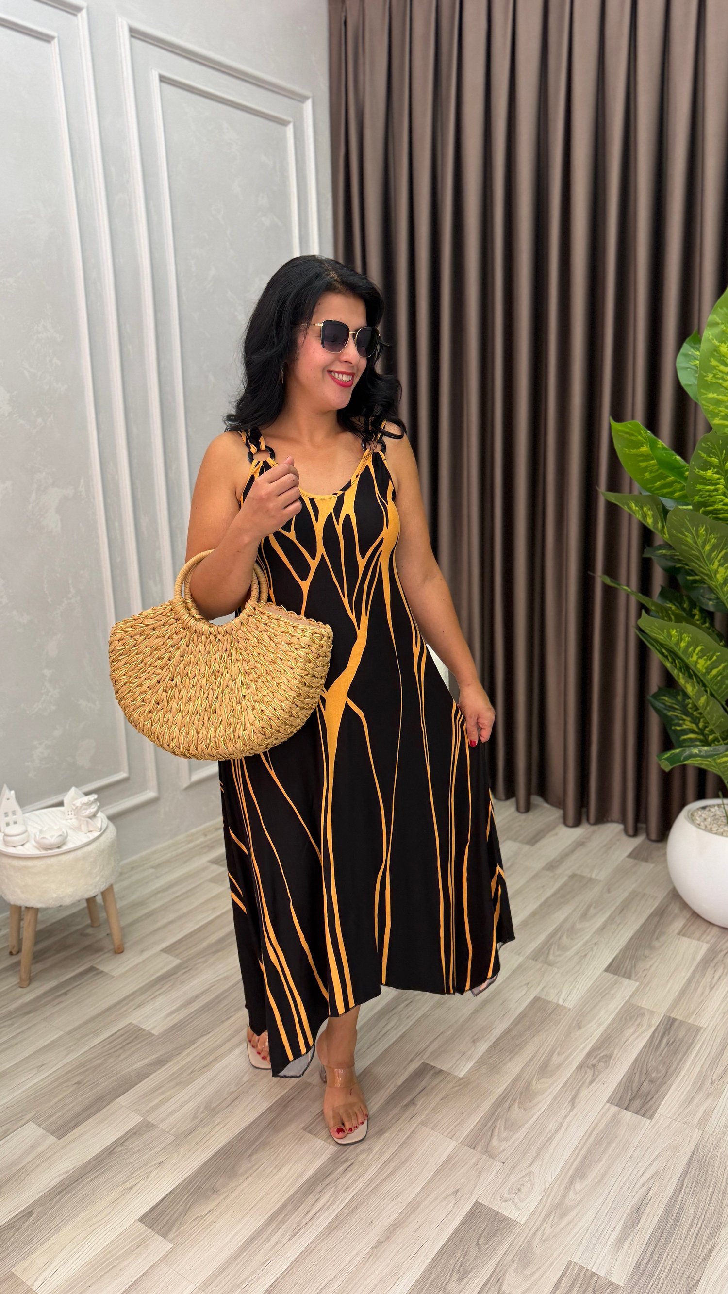 ARIA ASKILI ELBİSE SİYAH ZEMİN HARDAL SARI ASİMETRİK DESEN
