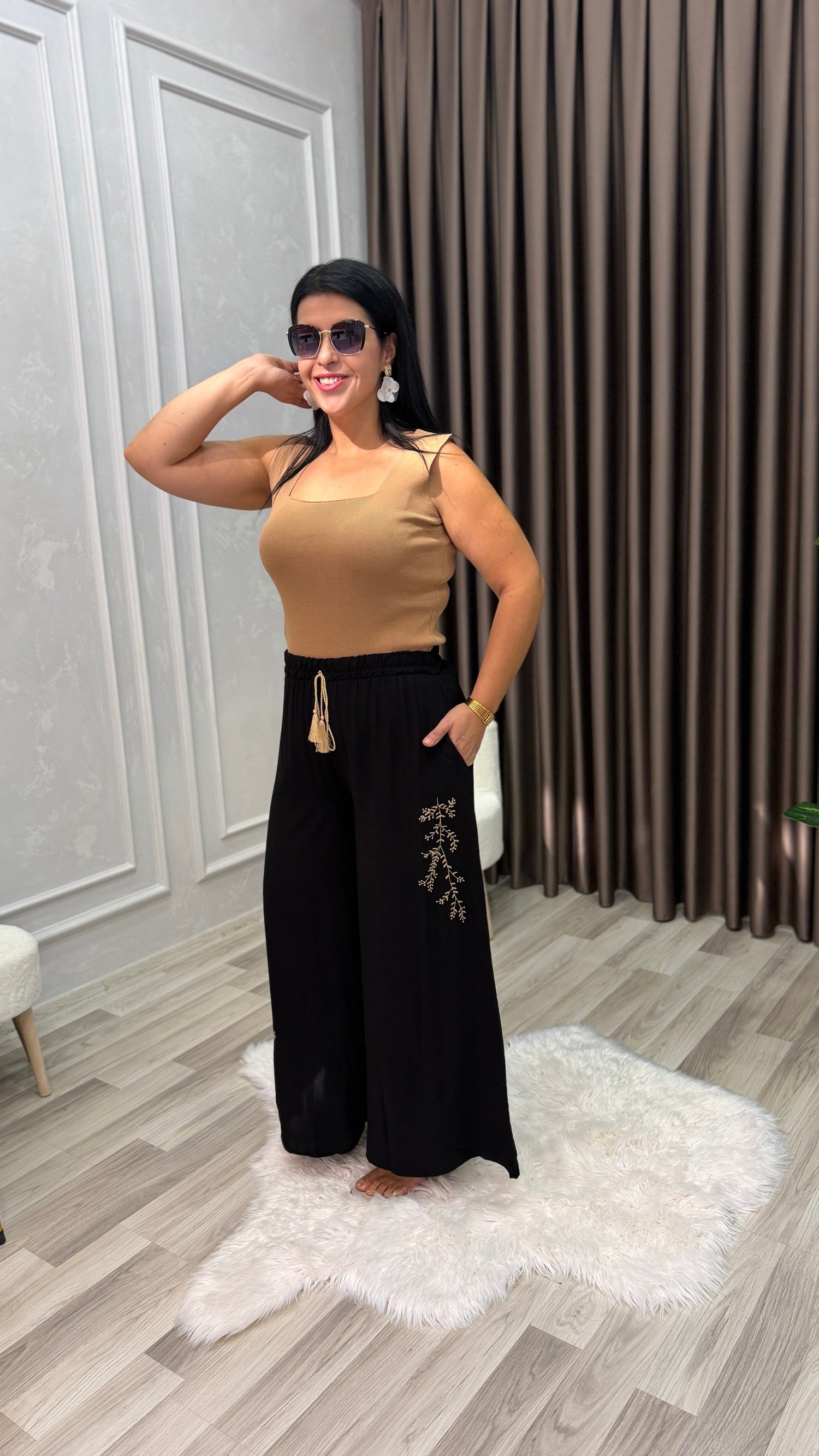 MİRA NAKIŞLI ETEK PANTOLON SİYAH