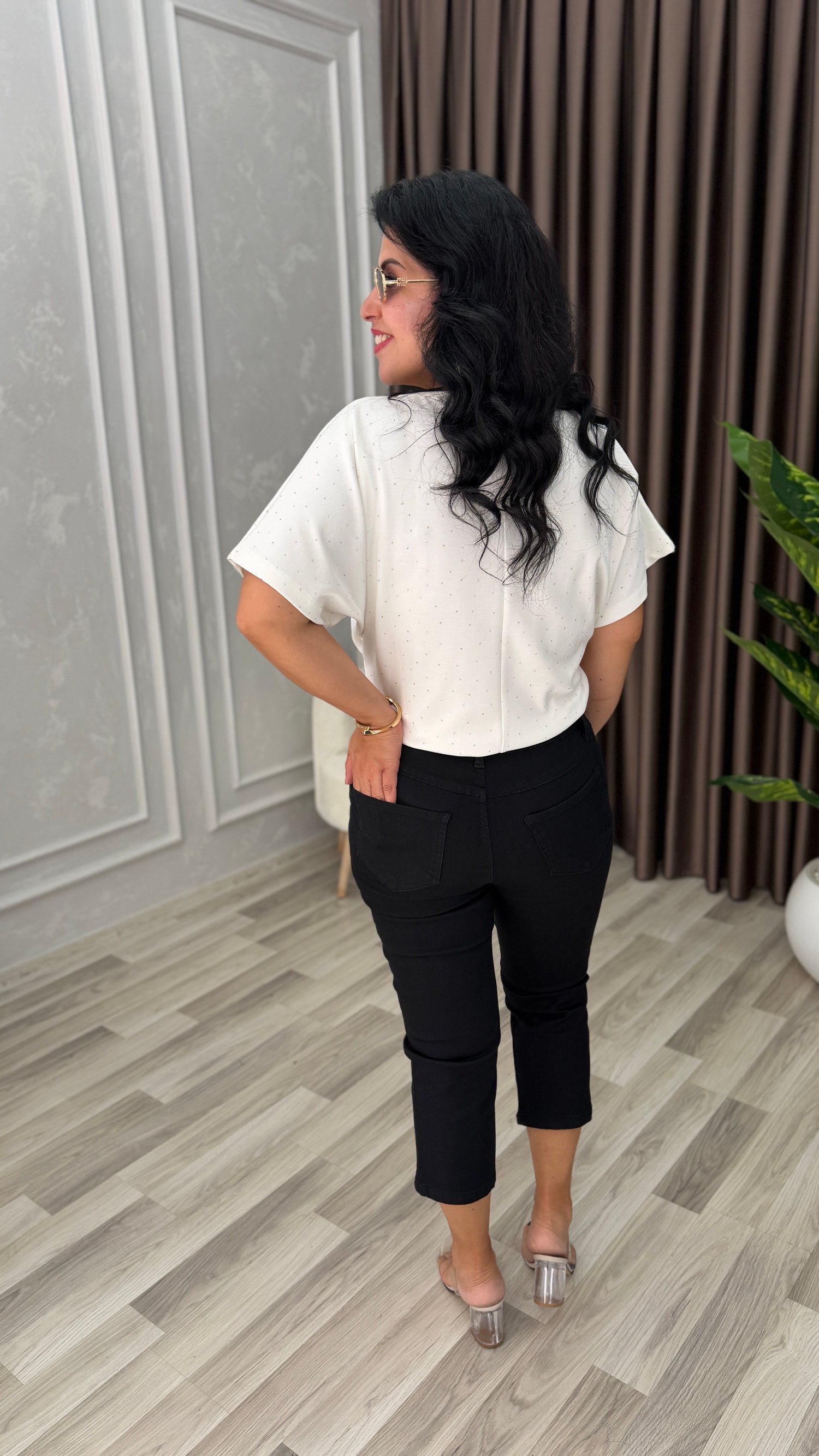 PURE COMFORT PREMIUM DENIM KAPRİ PANTOLON SİYAH