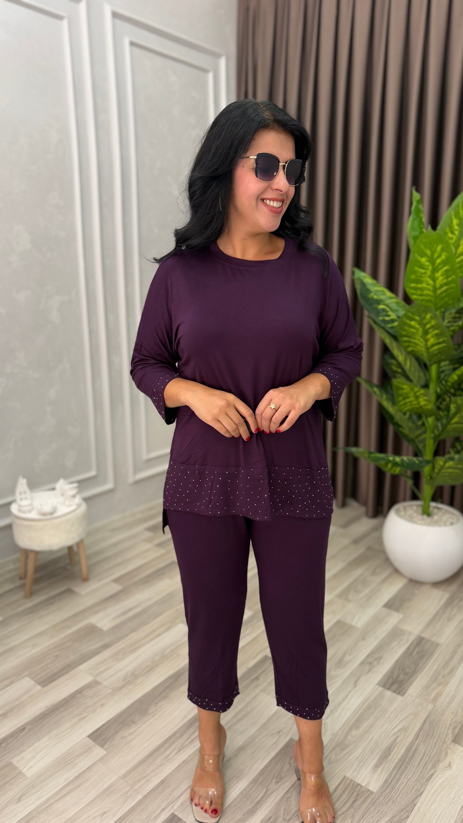 QUEEN COMFORT TAKIM MÜRDÜM                                                                                                                                                                                                               