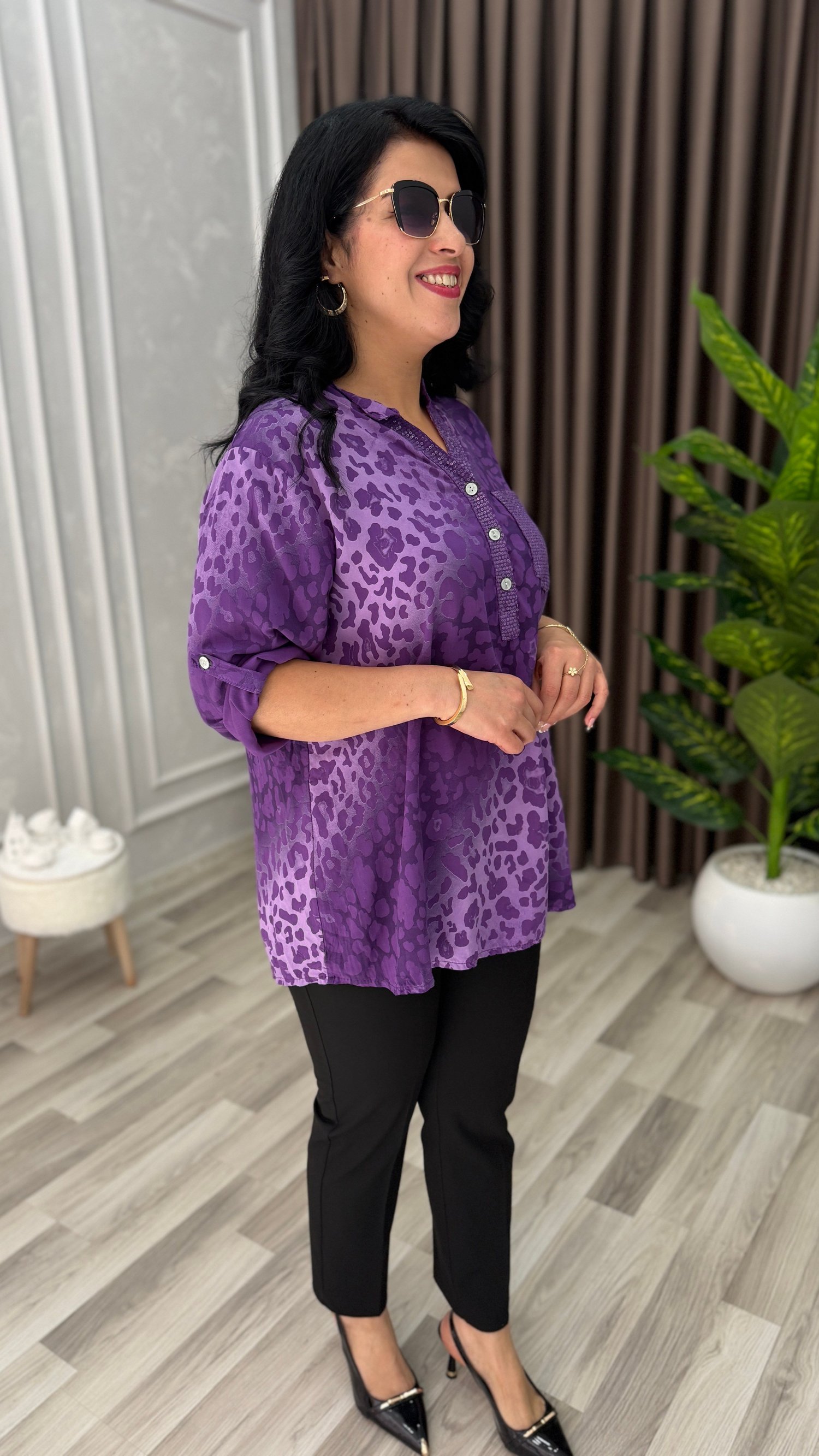 SIMPLE ELEGANCE MOR