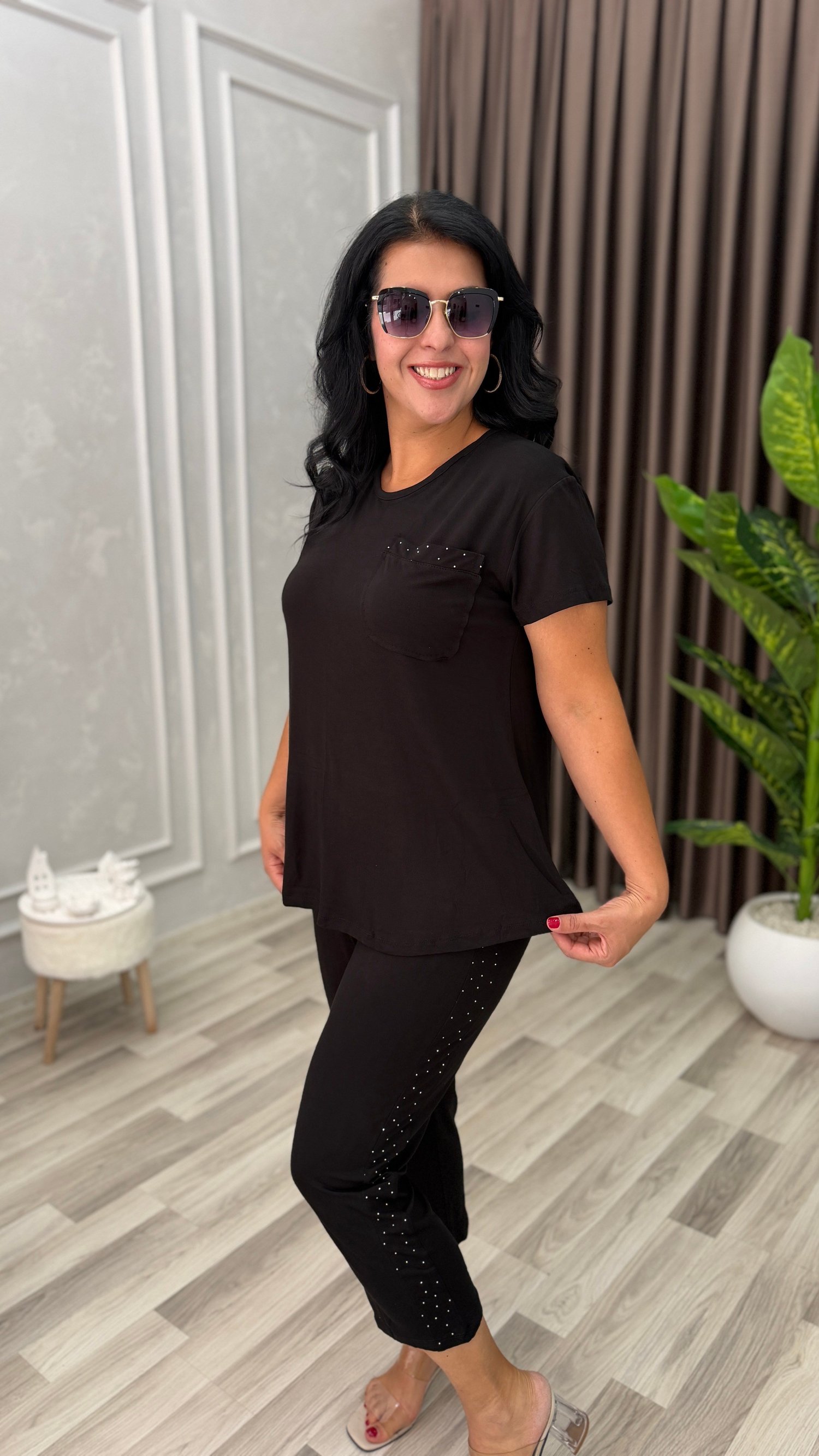 VELOURA COMFORT TAKIM SİYAH                                                                                                                                                                                                 