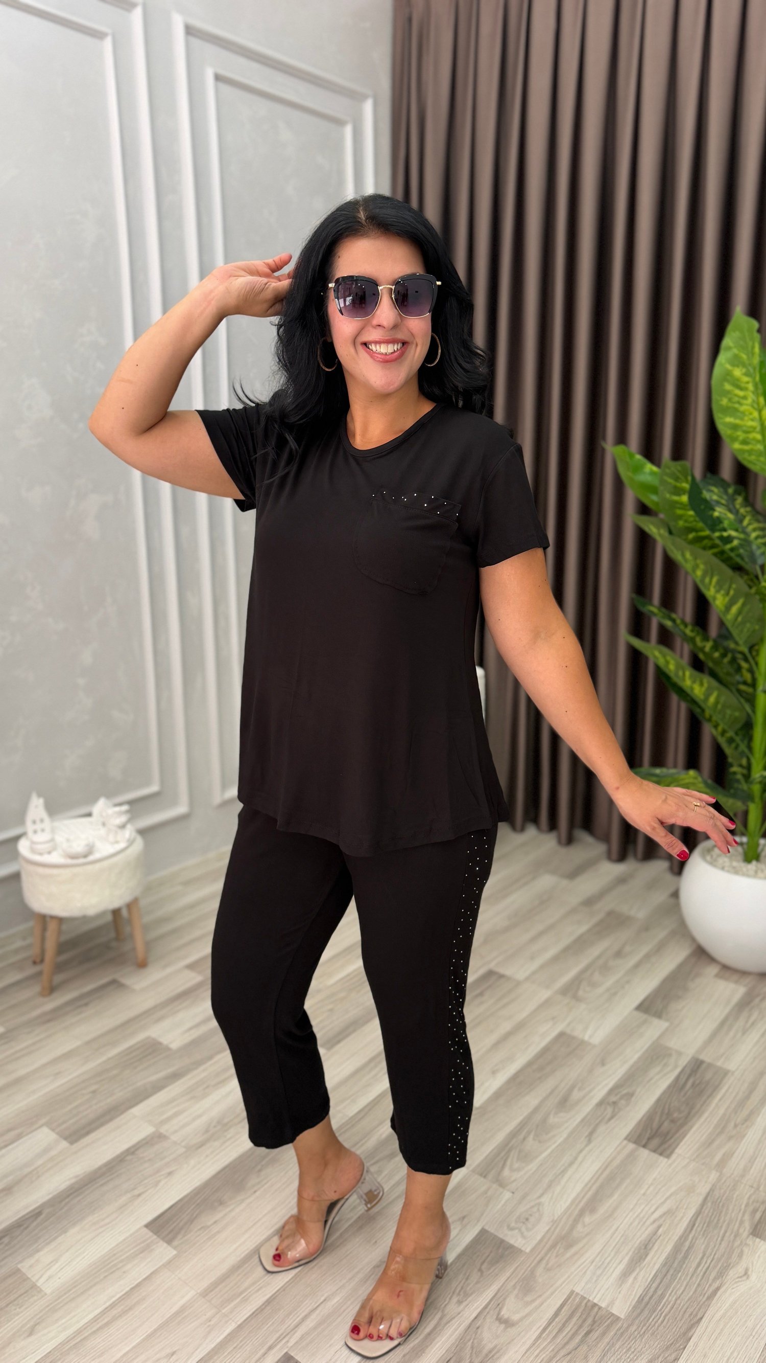 VELOURA COMFORT TAKIM SİYAH                                                                                                                                                                                                 