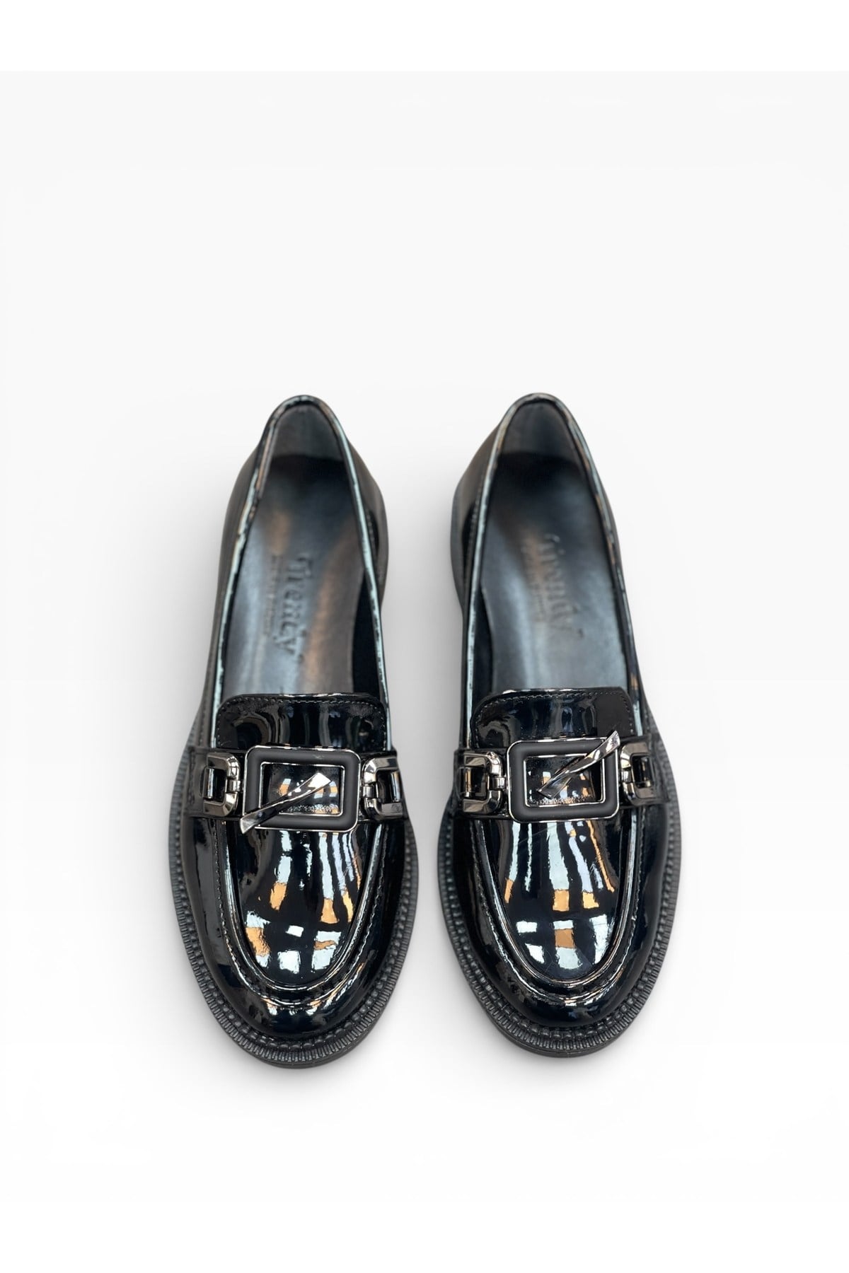 Kadın Loafer Ortopedik Tabanlı Metal Aksesuarlı