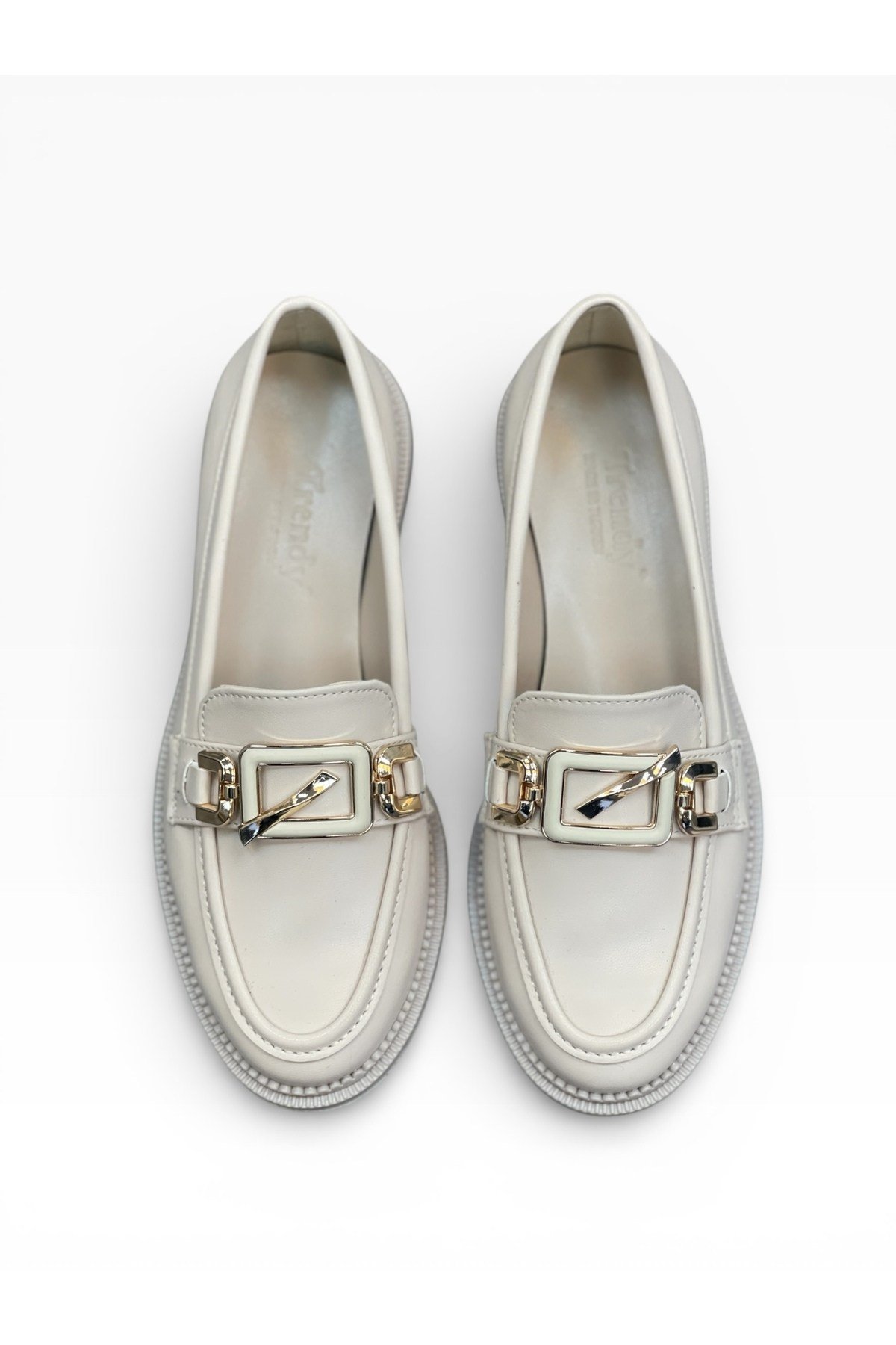 Kadın Loafer Ortopedik Tabanlı Metal Aksesuarlı