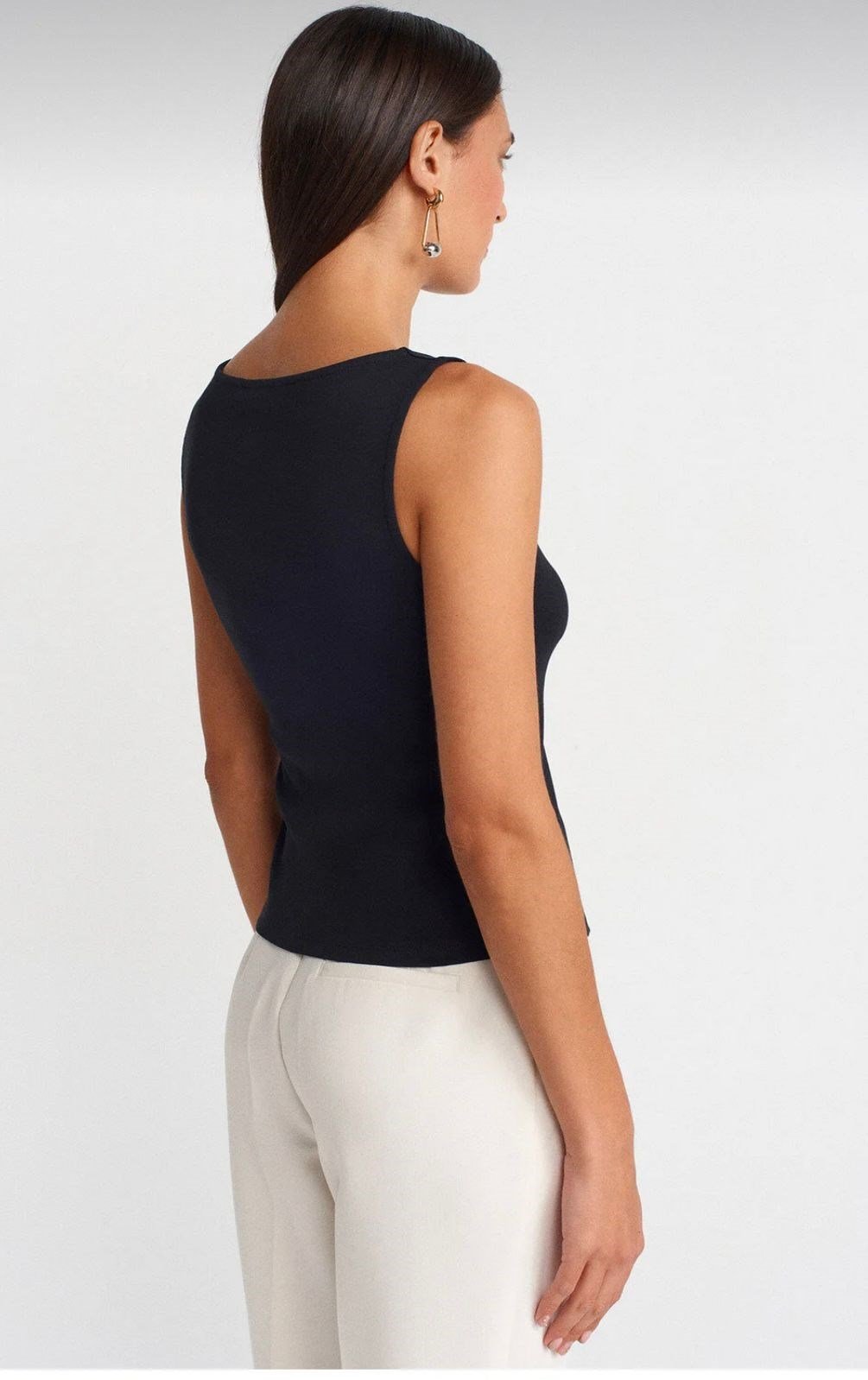 31764 FERMUAR DETAYLI TOP