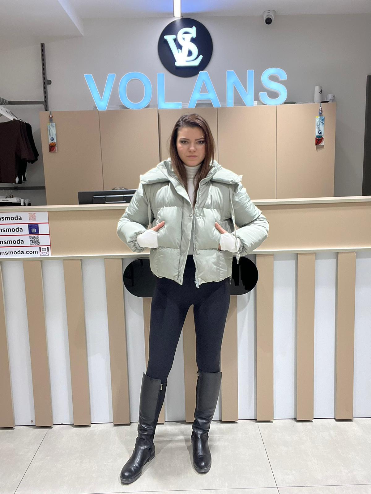 Kapşonlu Şişme Mont